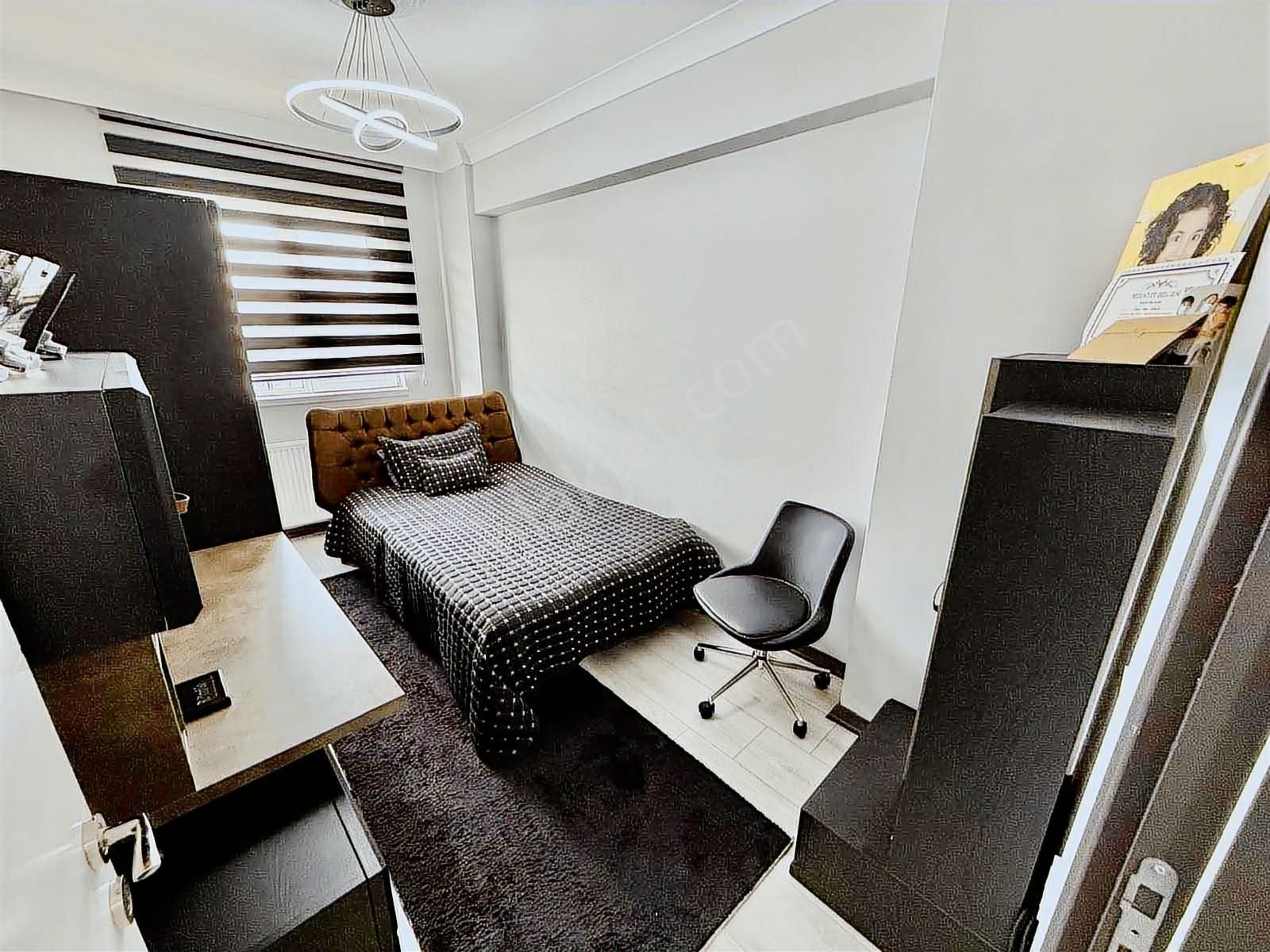 Yeni Çınar'dan Sitede Ara Kat Teras,cam Balkon'lu Lüx 3+1 Daire. - Görsel 21