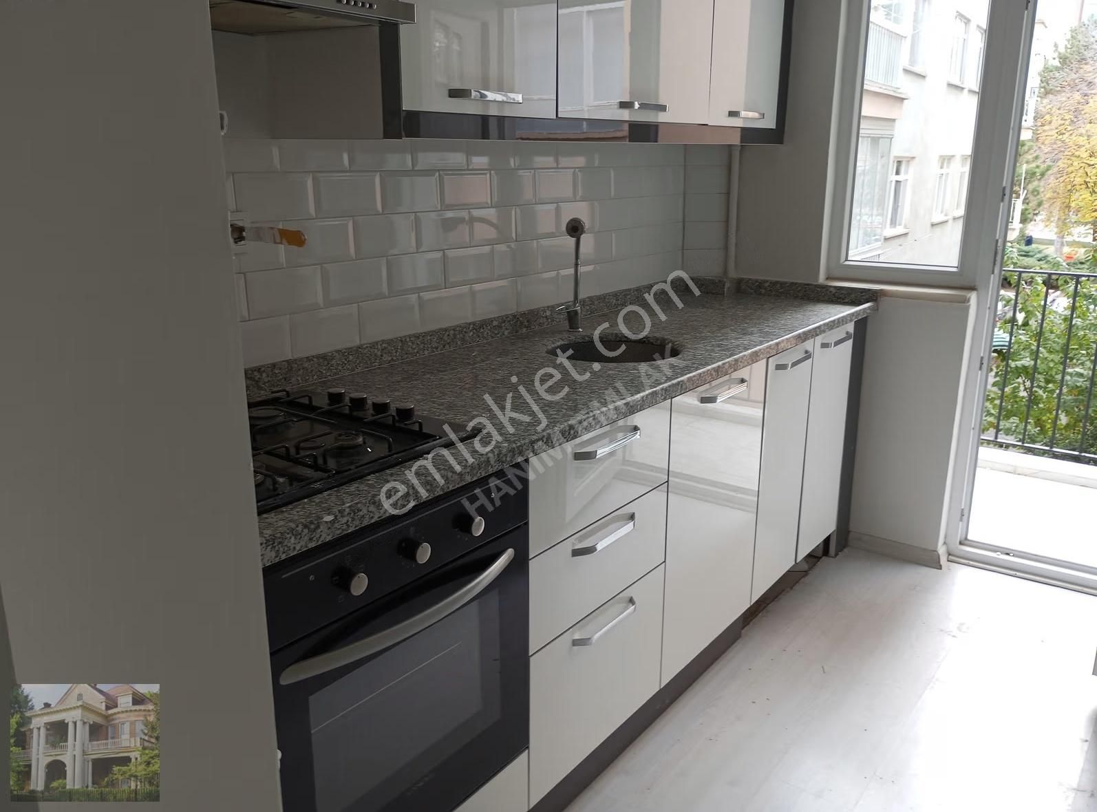 Fulll Yapılı Lüx A..dan ..z..içi Yenilenmiş 3+1 Arakat Otoparklı - Görsel 15