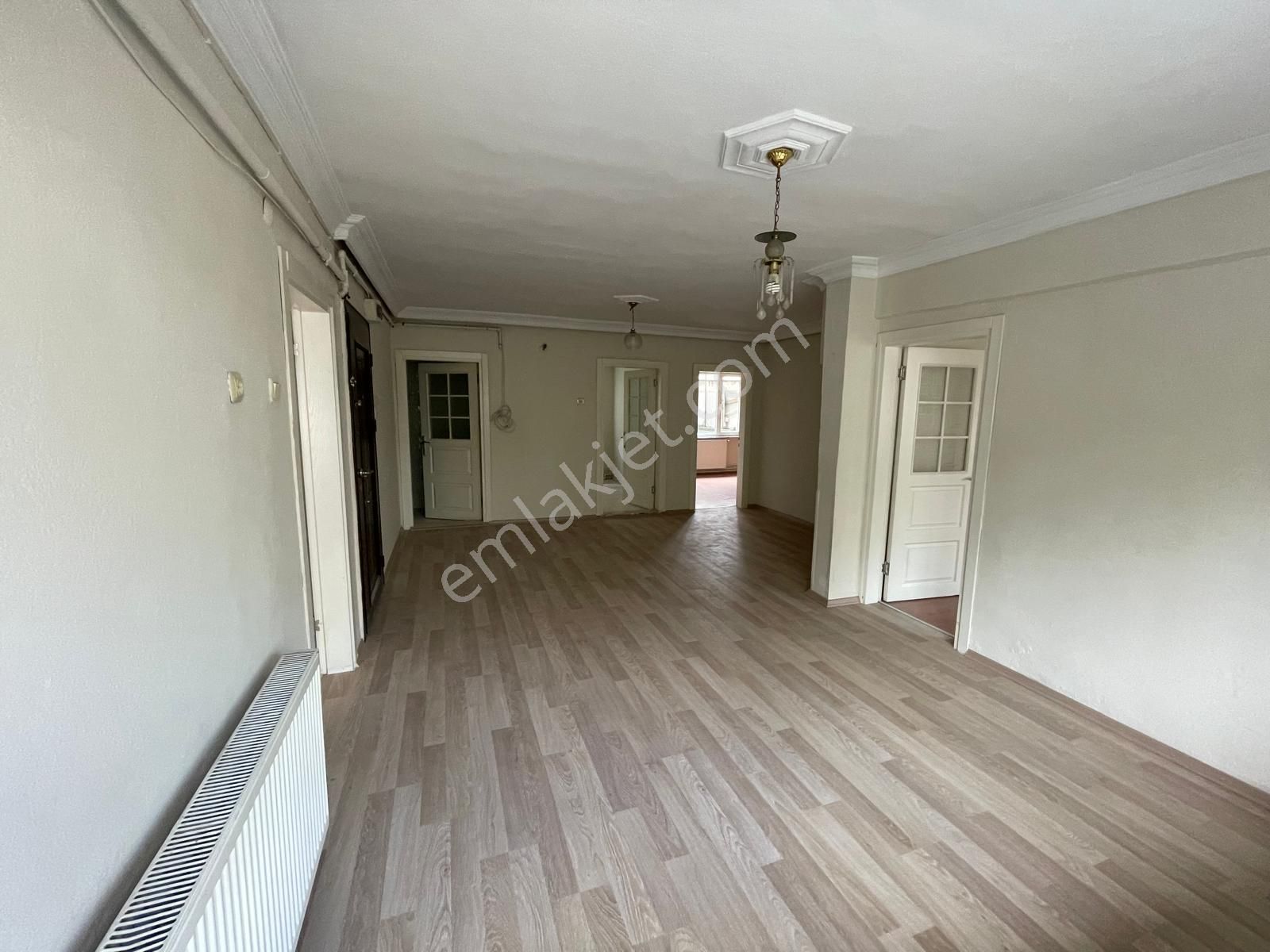 Bursa Kılıç Tan 152 Evler Cadde Üzeri Kiralık 3,5+1 Daire 1.kat - Görsel 2