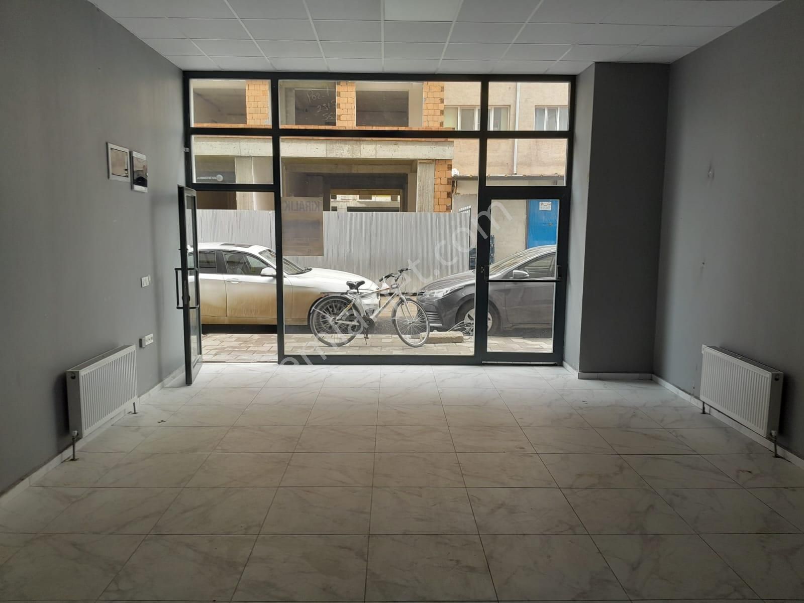 Boyut Global'den Çarşı Merkezde 1 Yıllık Kiralık İş Yeri