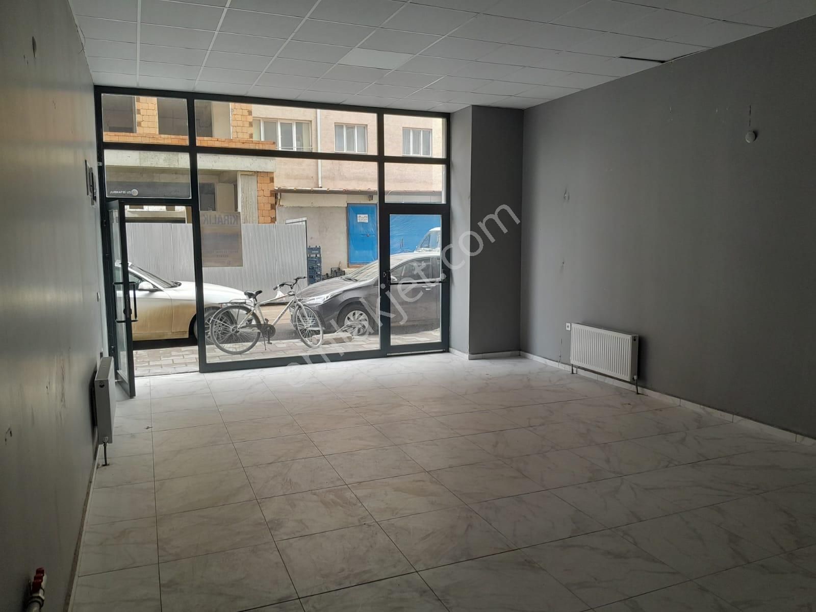 Boyut Global'den Çarşı Merkezde 1 Yıllık Kiralık İş Yeri - Görsel 2