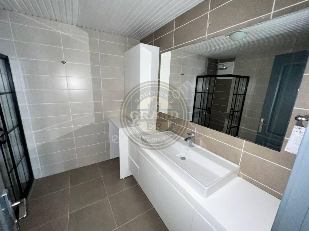 Mersin Mezitli Viranşehir Mah.geniş Oturumlu 4+1 Satılık Daire - Görsel 16