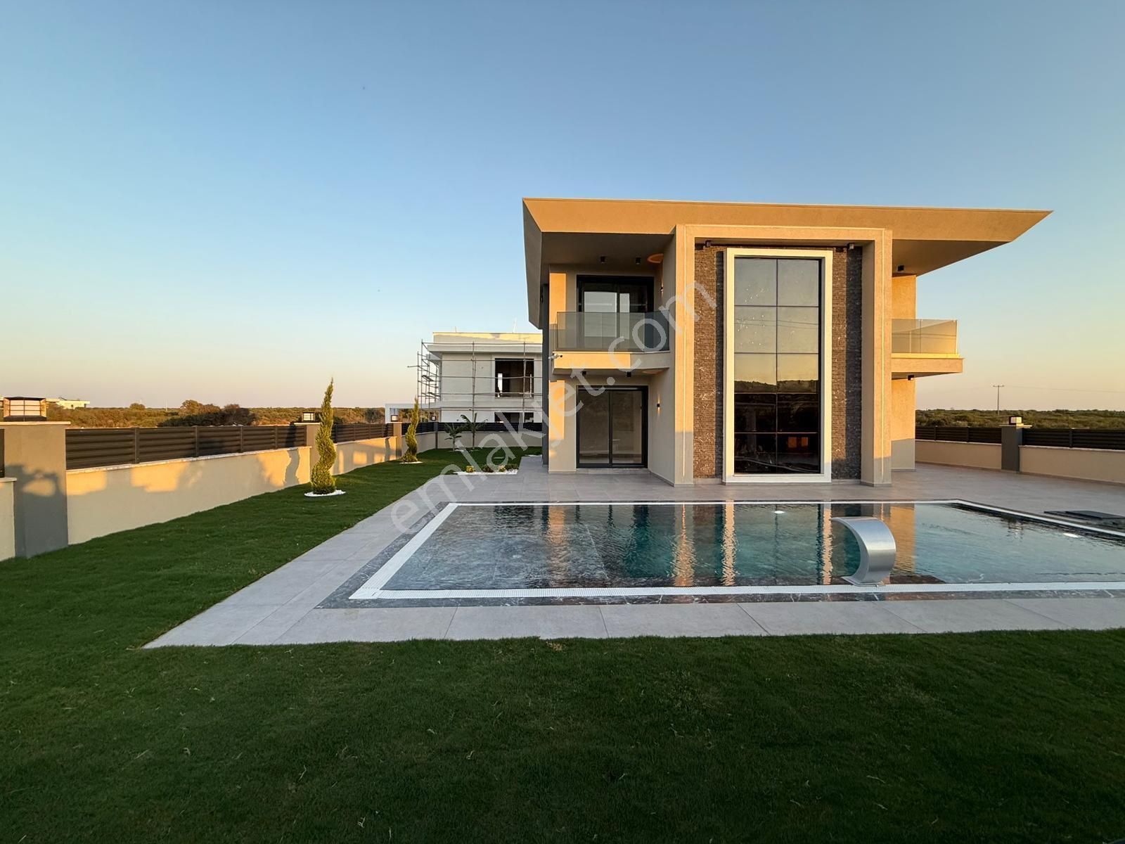 Didim Efeler Mah. İmbat Sahiline 1 Km Mesafe, 4+1 Lüks Villa - Görsel 13