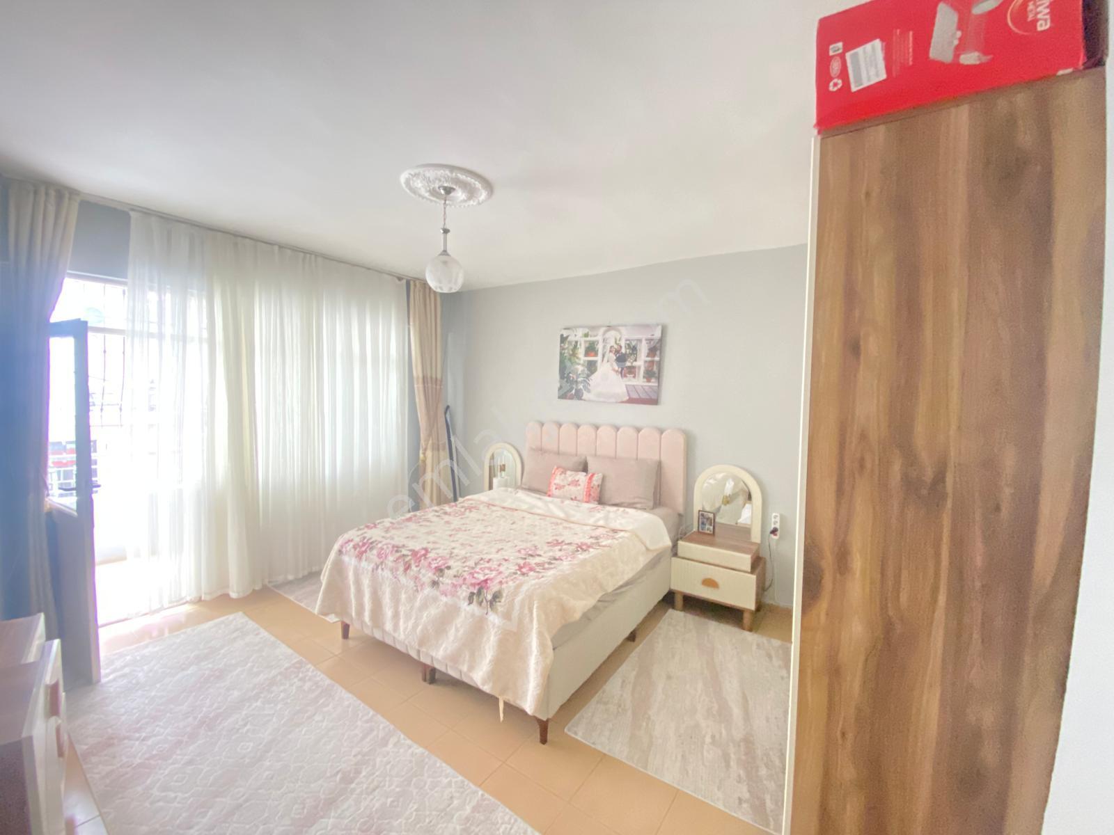 Prestij'den Osmaniye'de Geniş Oturumlu Temiz 3+1 Daire - Görsel 16