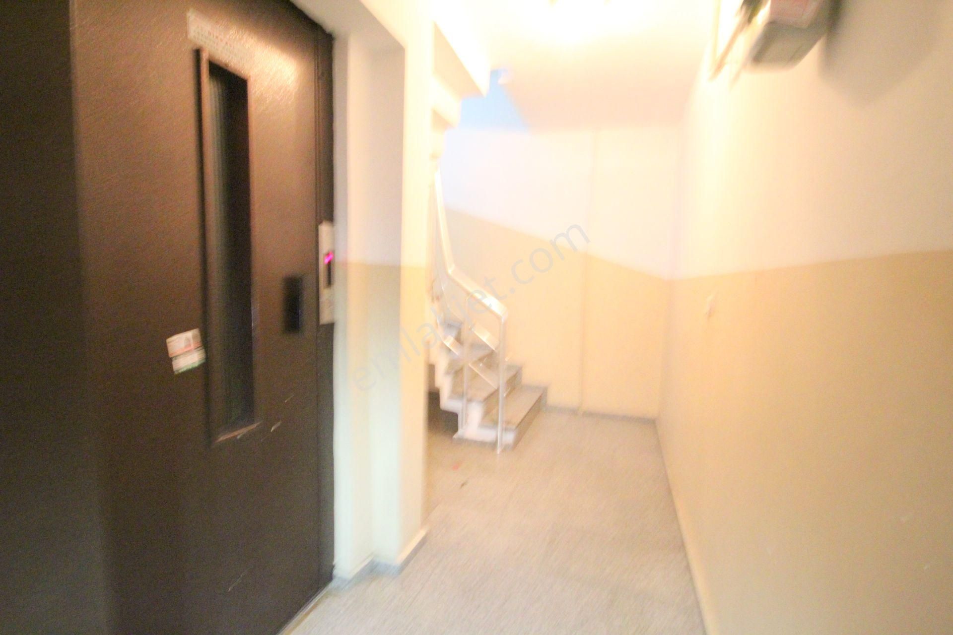 Old City'den S.paşa 15yıllık Bina 3+1 90m2 Bahçe Kullanımlı Lüx Bakımlı - Görsel 7