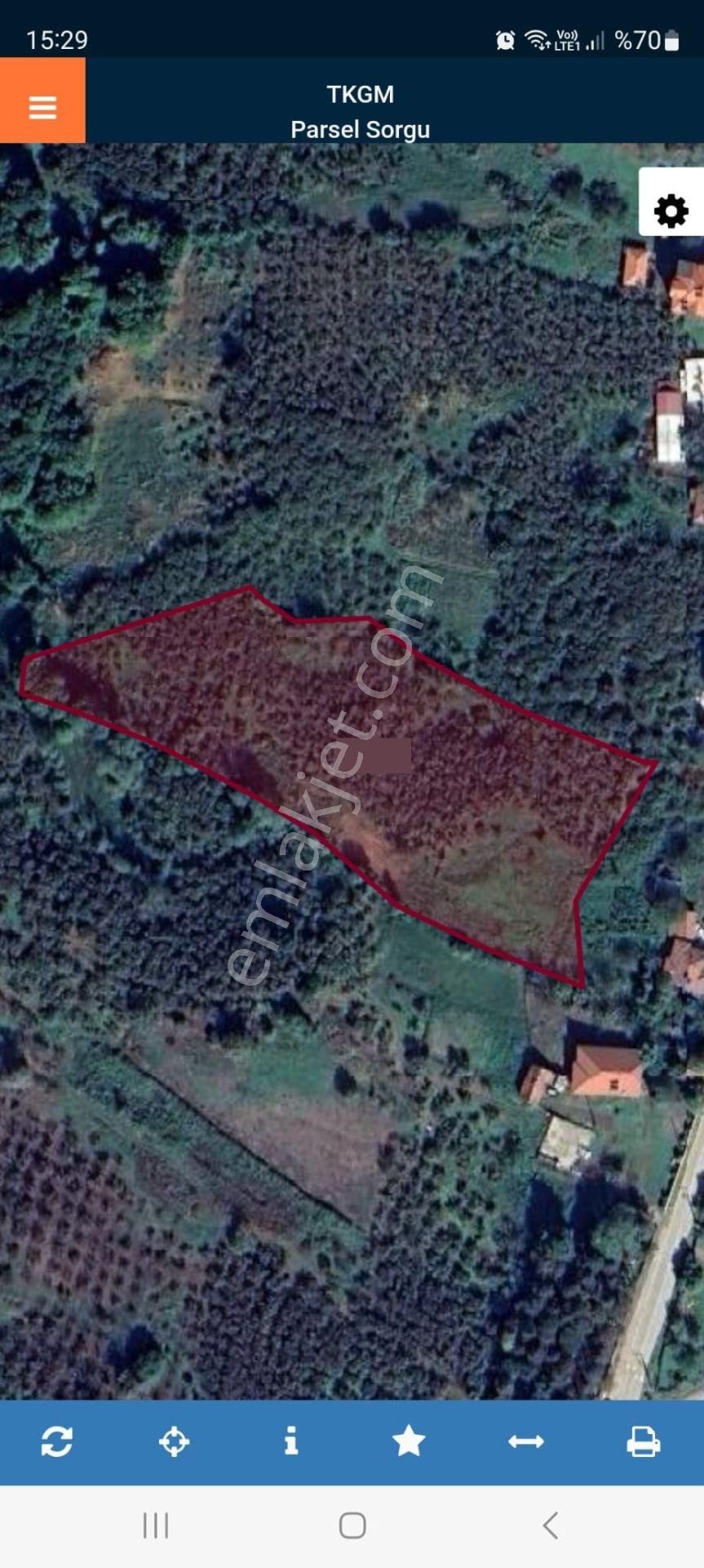 Ferizli Ceylandere Köyünde Satılık Köyiçinde İmarlı Fındıklık..erd'den