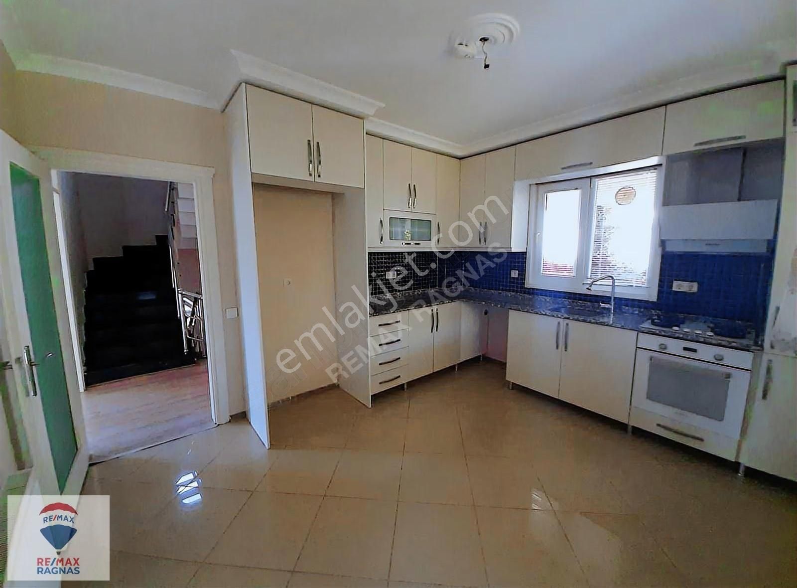 Çekmeköy Orman Manzaralı 5+2 Villa 760m² Site İçinde Satılık - Görsel 10