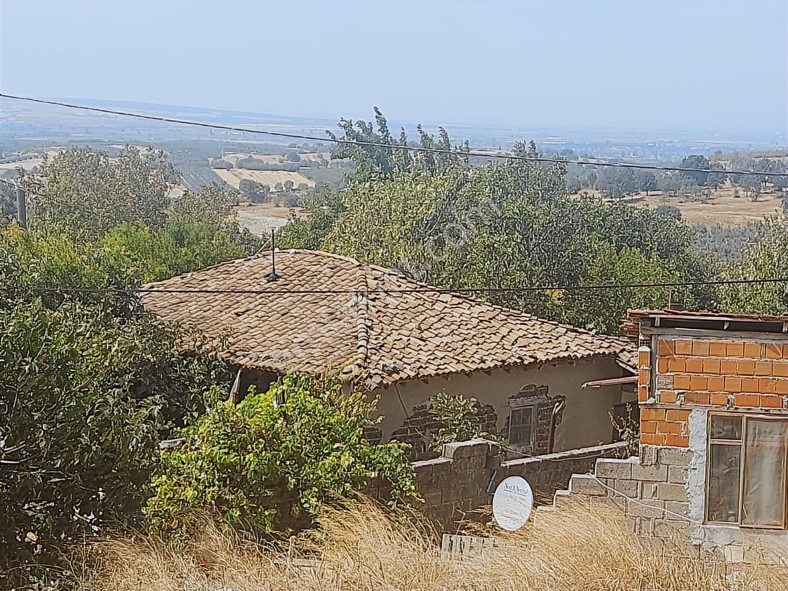 Köyiçi İmarlı 1328 M2 Arsa Ve Bahçesi Bursa