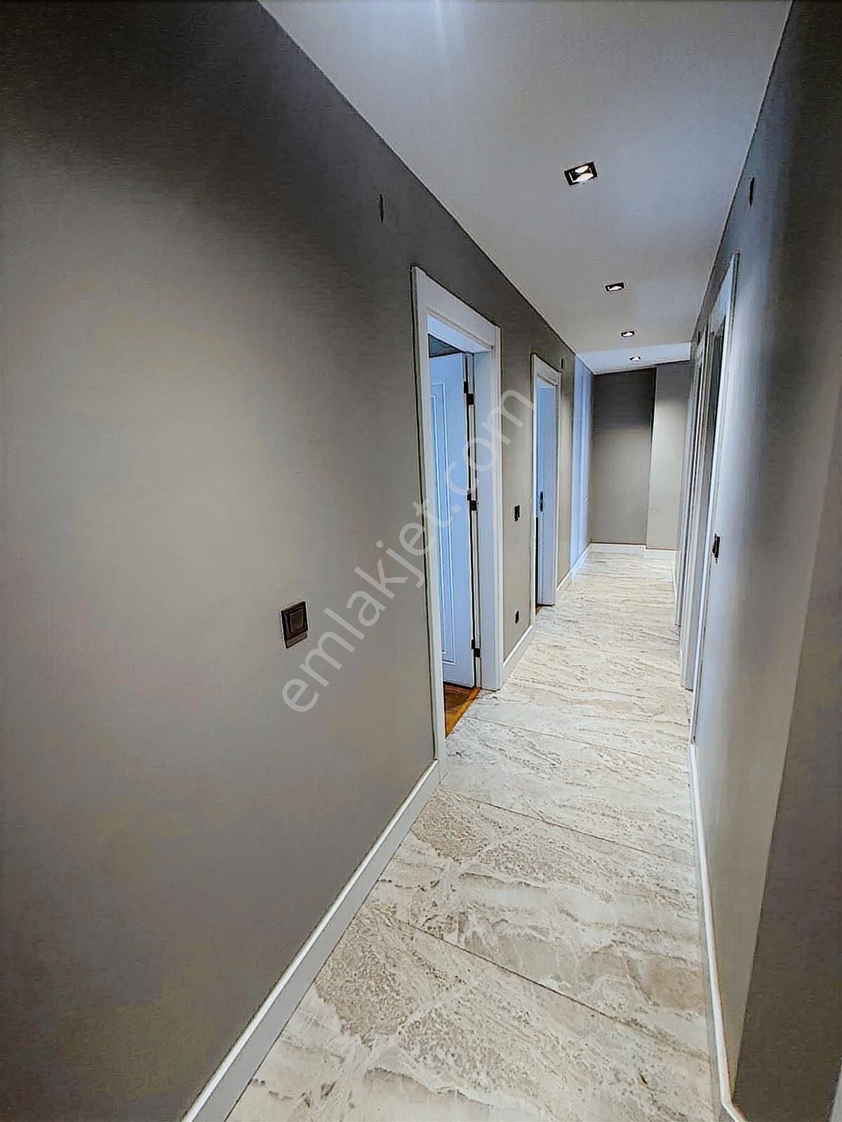 Balat İnallar Hayat 3 Muhteşem Köşe 6.ncı Kat 190m2 Brüt - Görsel 31