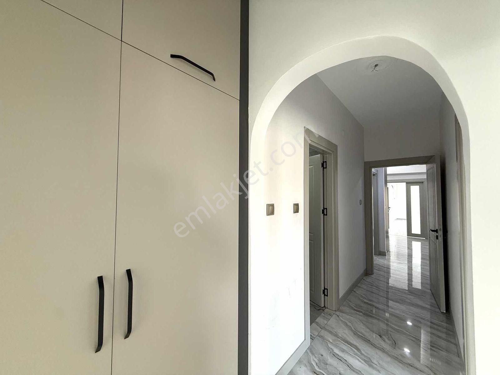 Nezih Konum, Üç Cephe, Geniş 4+1 Daire Köşk Mahallesi - Görsel 24