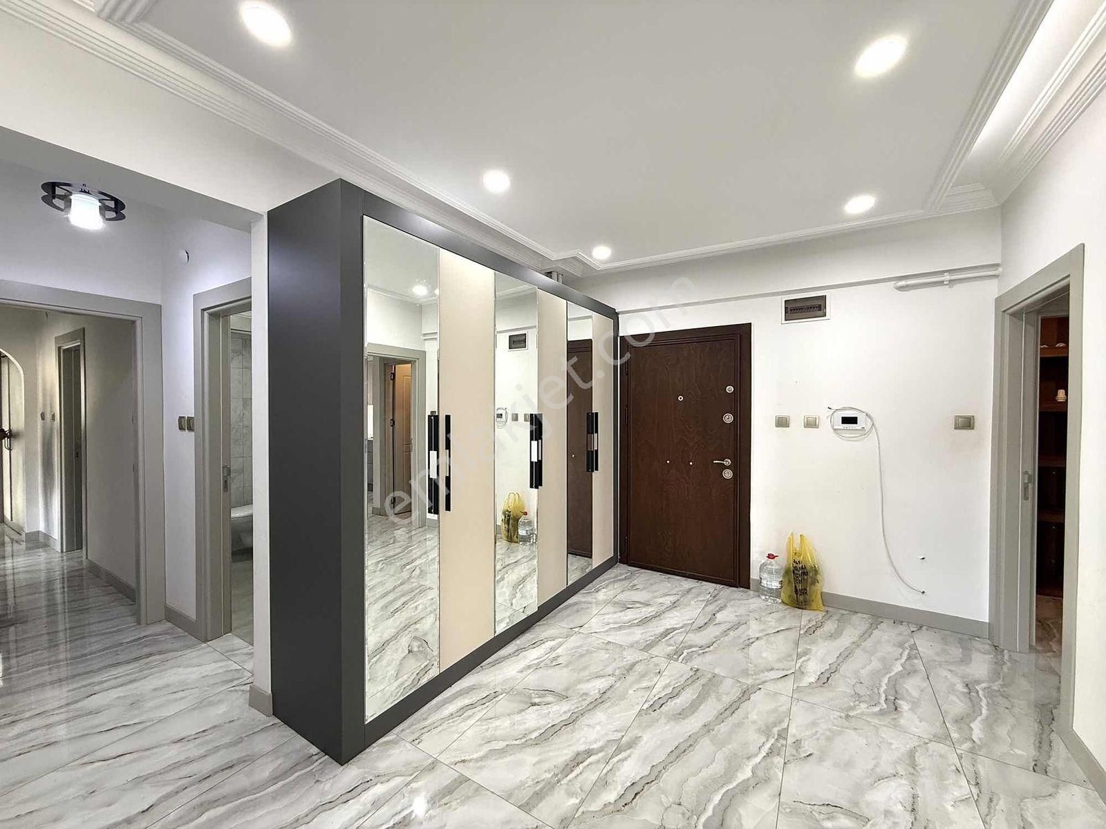 Nezih Konum, Üç Cephe, Geniş 4+1 Daire Köşk Mahallesi - Görsel 6