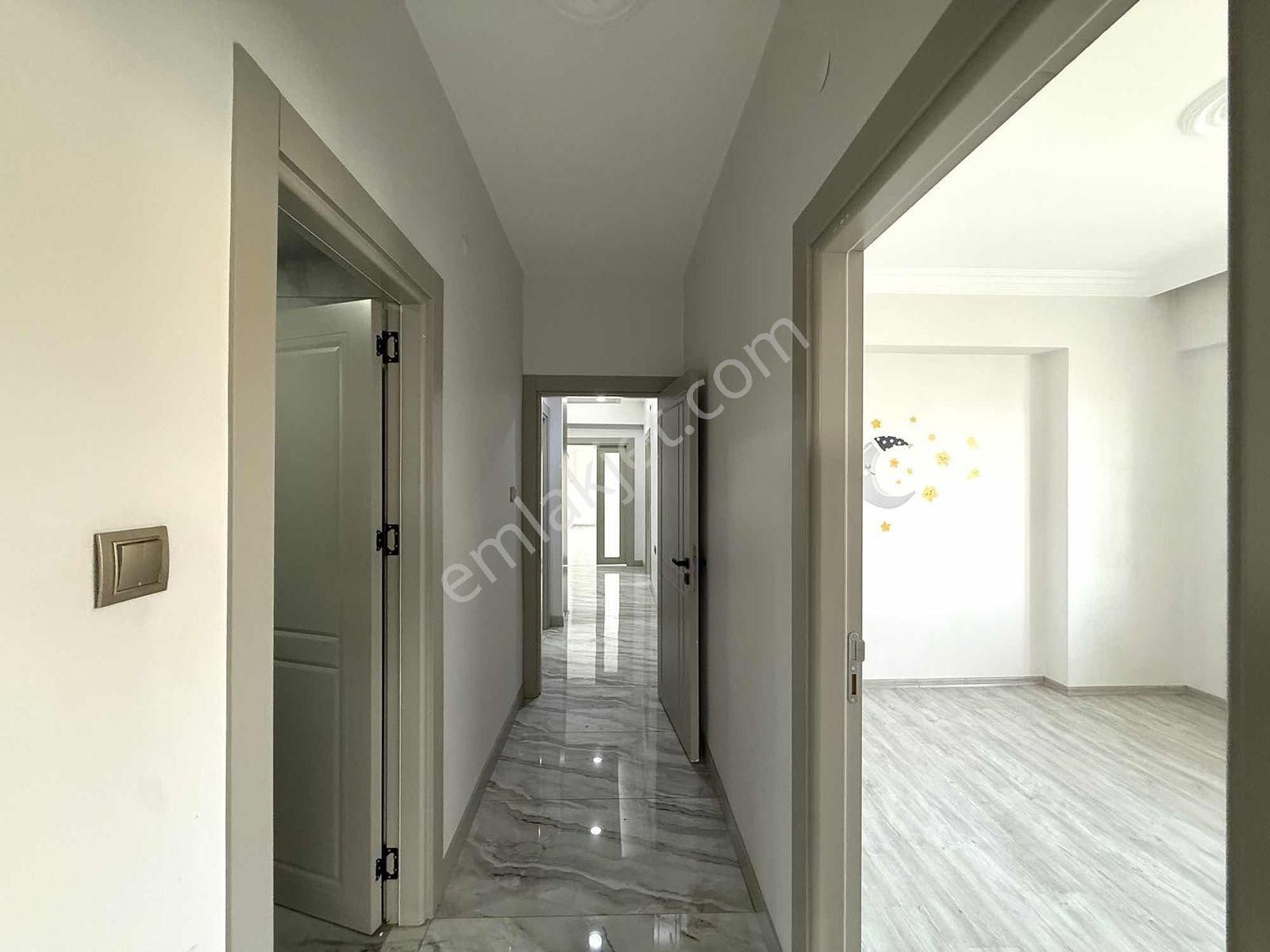 Nezih Konum, Üç Cephe, Geniş 4+1 Daire Köşk Mahallesi - Görsel 12