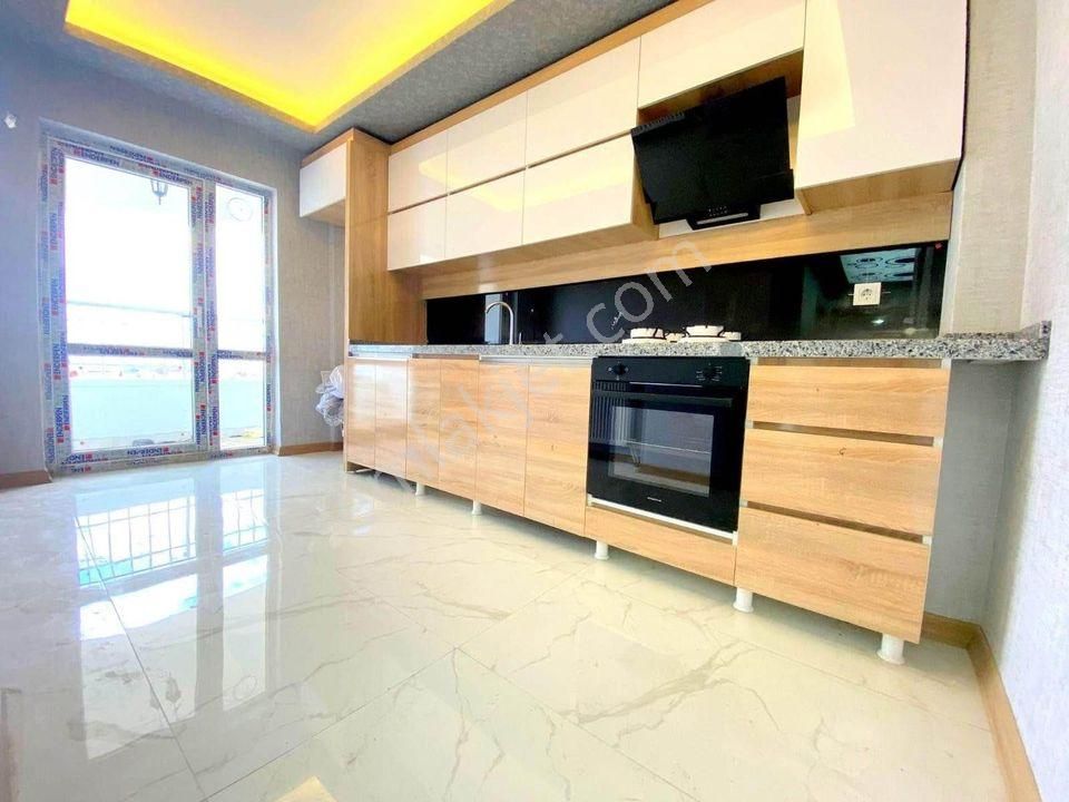 Metrobüse Komşu Bu Haftaya Özel Lüx 2+1 Arakat !!!