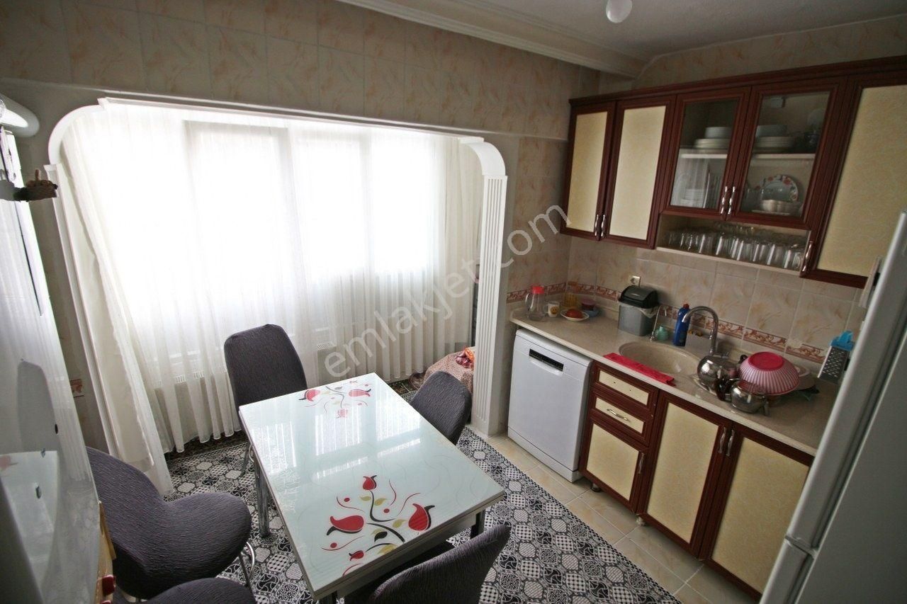 Sincan Yaşar Kemal Cad.asansörlü Satılık 3+1 Daire - Görsel 2