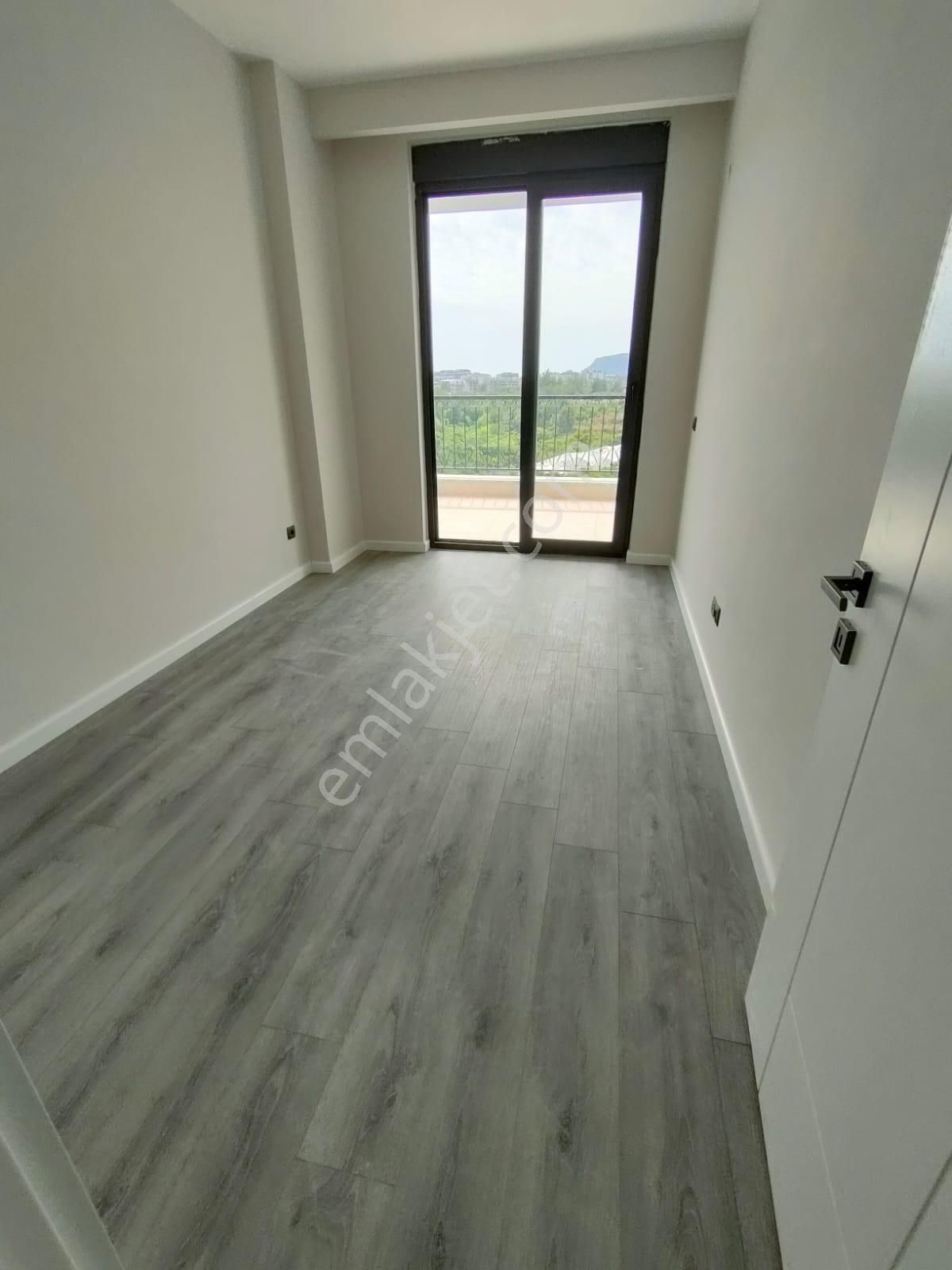 Alanya Oba Da Lüks Site İçinde 3+1 Ayrı Mutfak Geniş Daire - Görsel 22