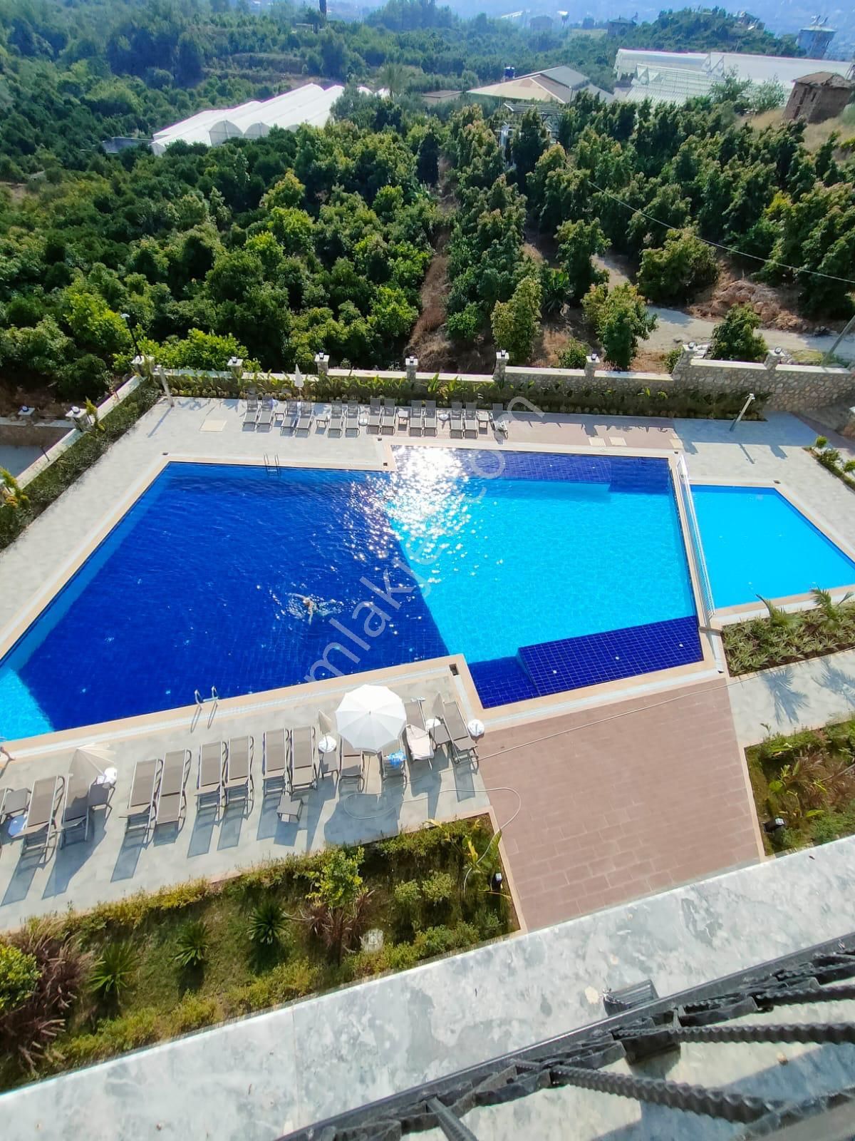 Alanya Oba Da Lüks Site İçinde 3+1 Ayrı Mutfak Geniş Daire - Görsel 25