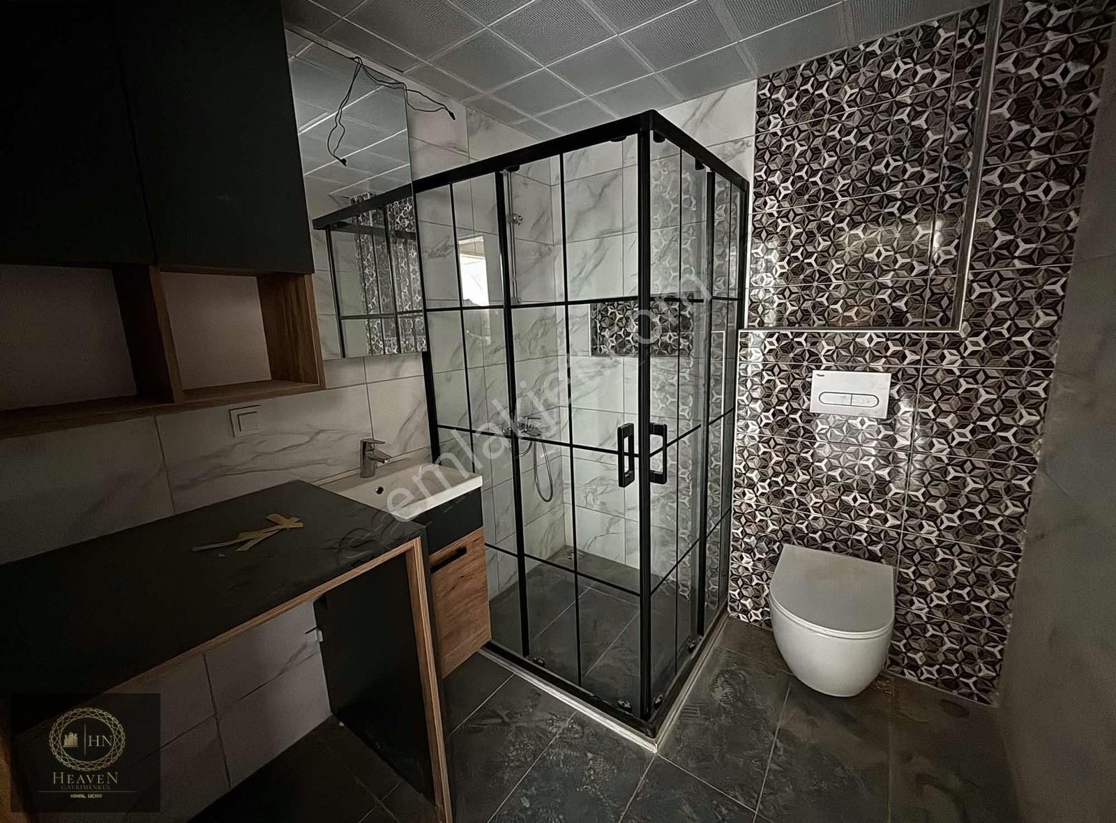 Ata Mahallesinde Özel Bahçeli 1+1 Daire - Görsel 9