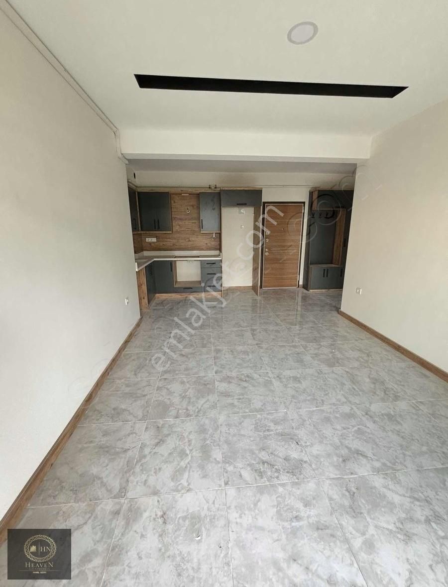 Ata Mahallesinde Özel Bahçeli 1+1 Daire - Görsel 12