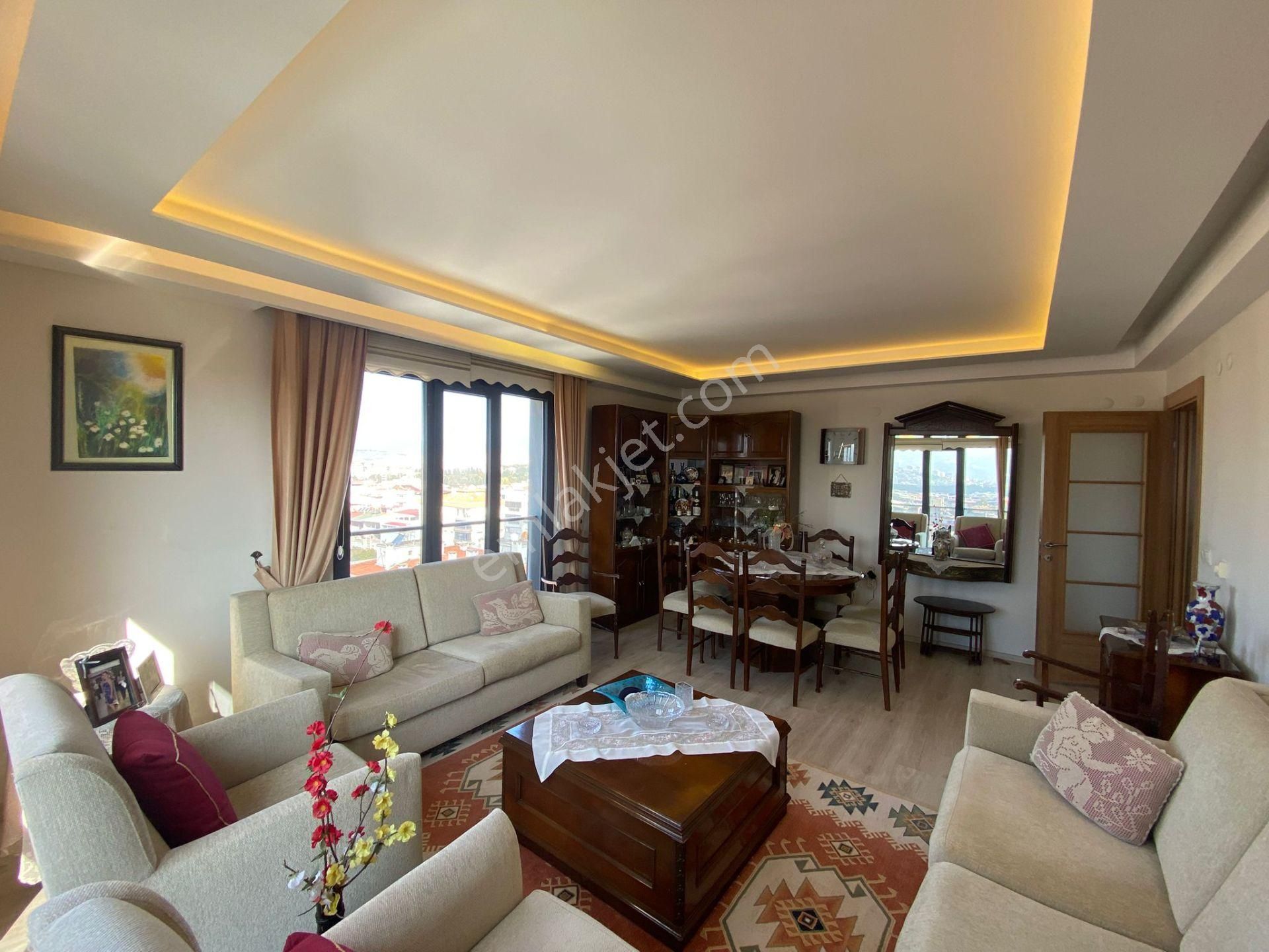 Acill Buca Şirinyer Hipodrom Yakını 3+1 140m2 Dgazlı Havuzlu Site İçi Lüx Satılık Daire - Görsel 5