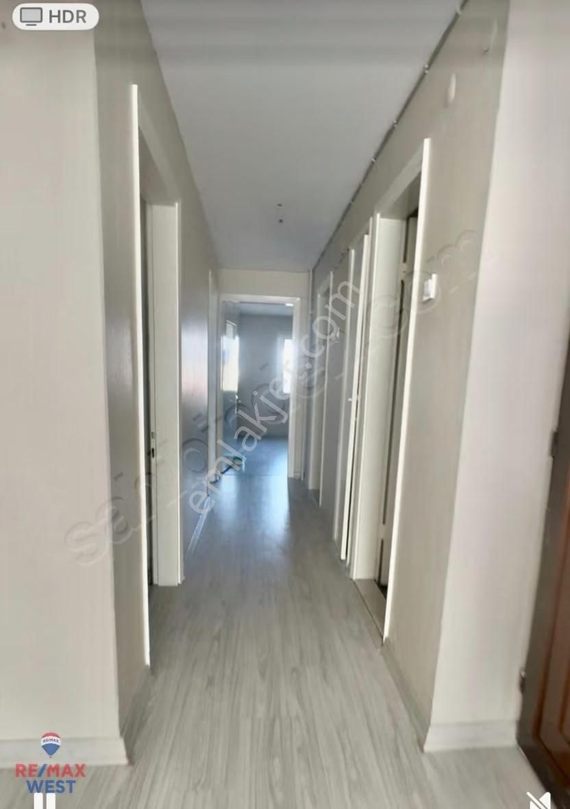 İnönü Caddesinde Güzelyalı Ortaokulu Yakını 3+1 Kiralık Daire - Görsel 17