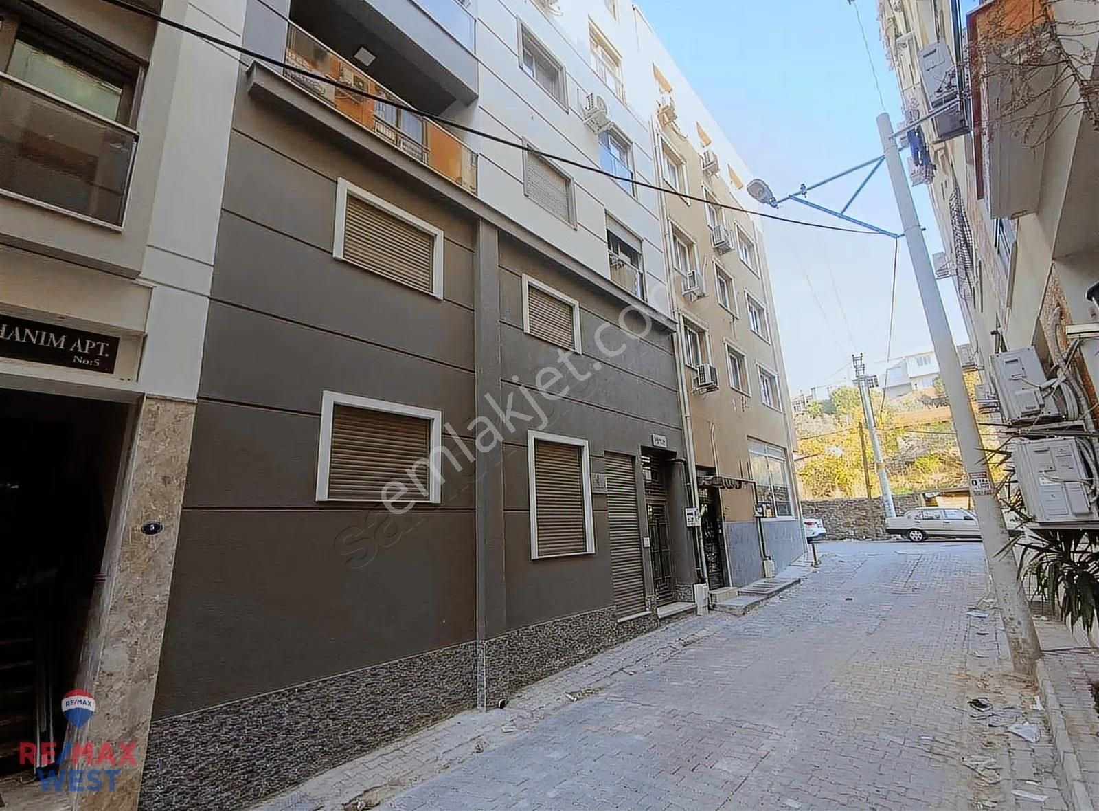 Anadolu Cad. Yakınında Yeni Ve Teraslı Dubleks 2+1 Satılık Daire