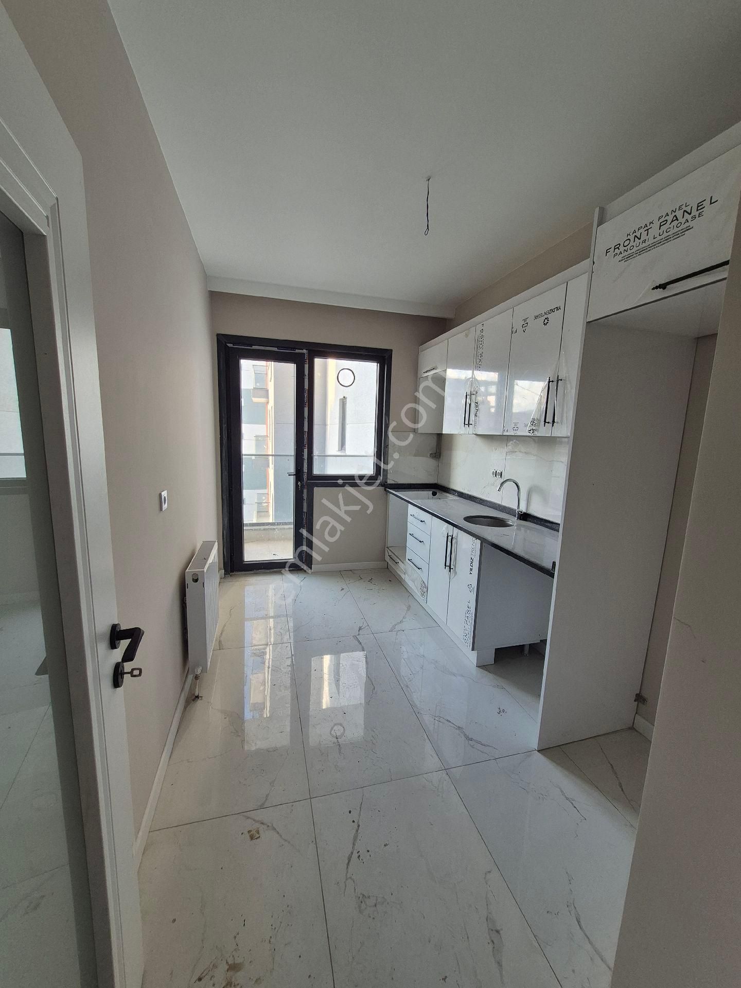 Sultanbeyli Akşemsettin Mahallesi'nde Kiralık3+1 Daire - Görsel 13