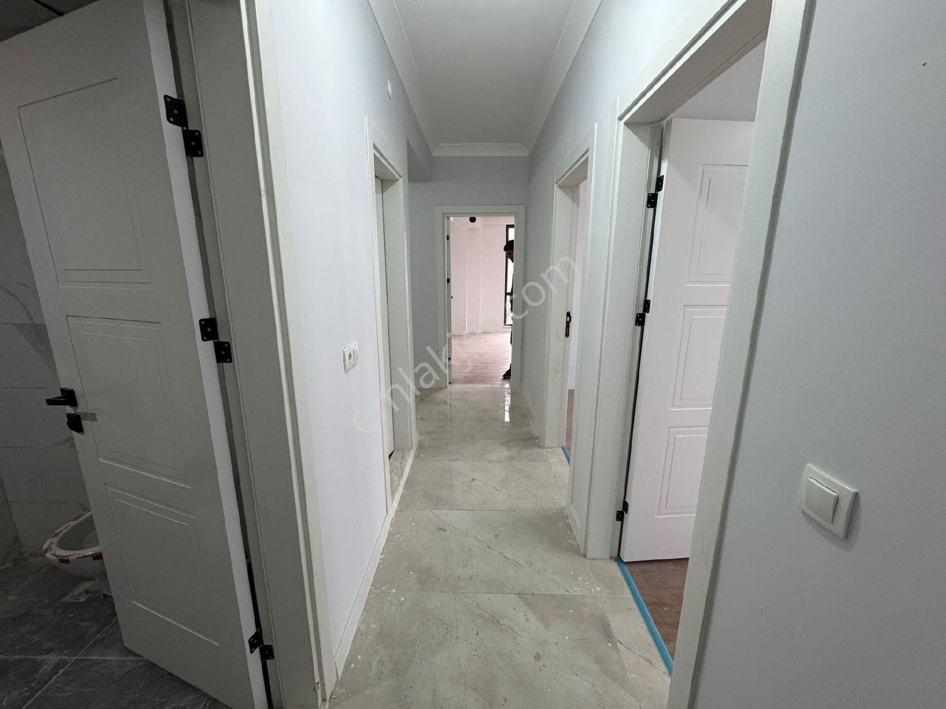 Remax Esra Karagöz'den Arifiye'de 3+1 Köşe Daire Acil Satılık - Görsel 7