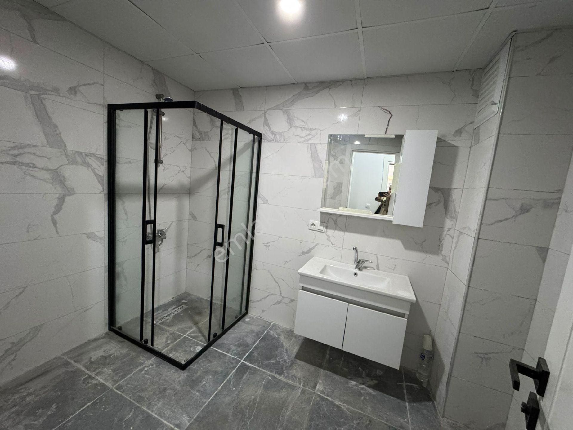 Remax Esra Karagöz'den Arifiye'de 3+1 Köşe Daire Acil Satılık - Görsel 10