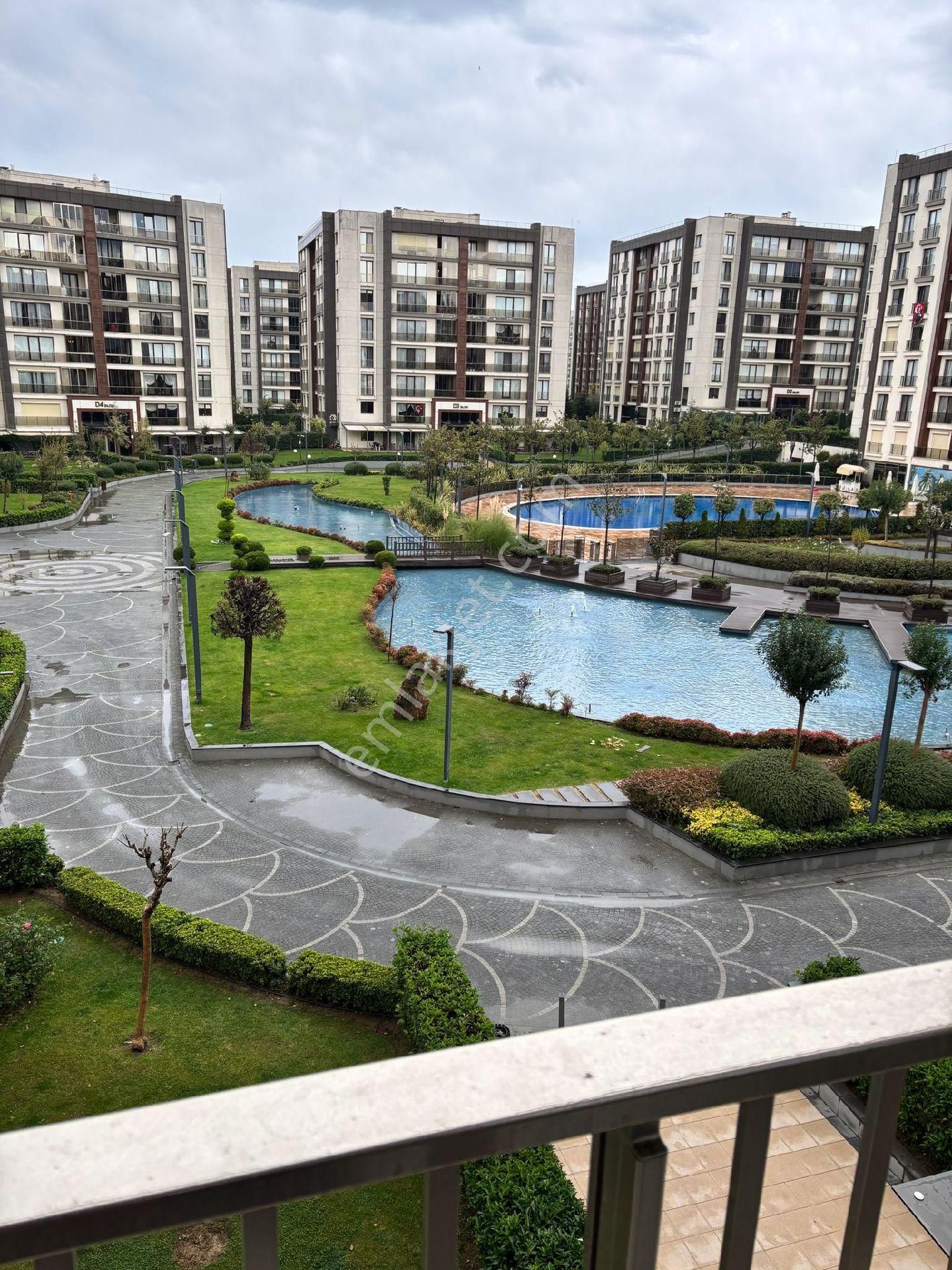 Beylikdüzü Adnan Kahveci Mahallesi'nde Kale Kent Sitesi 2+1 Kiralık Daire