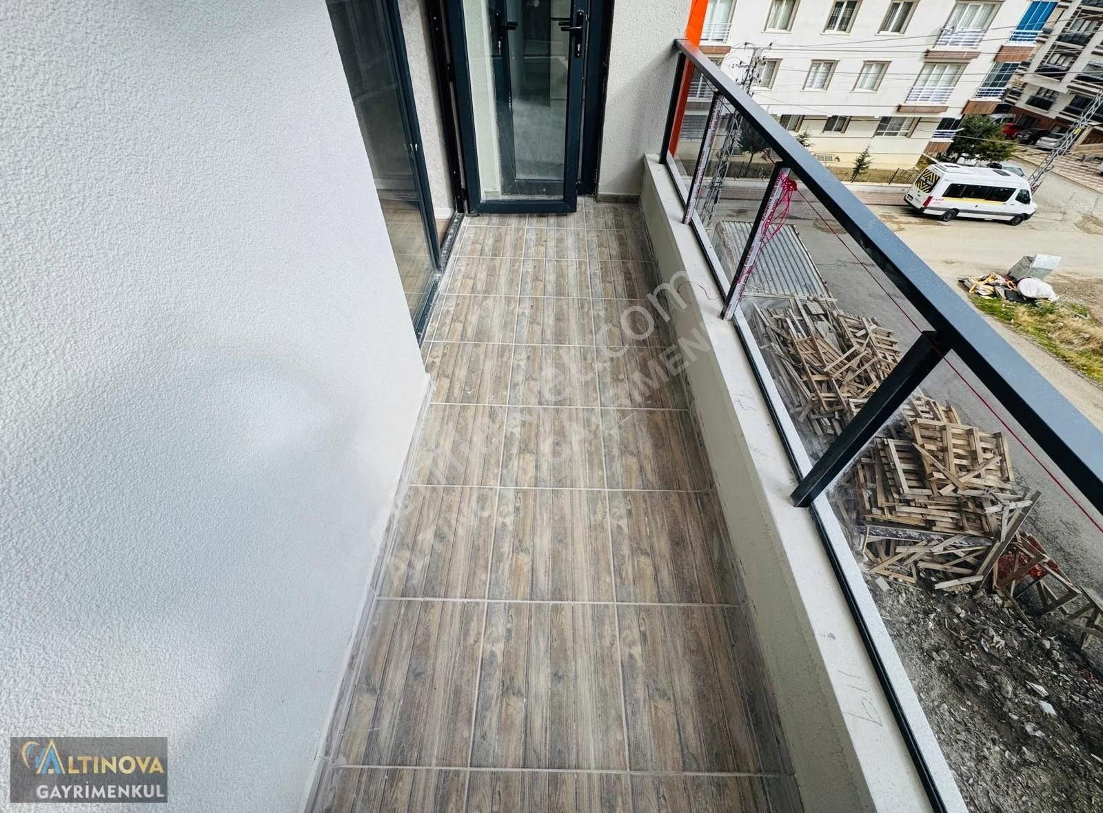 Keçiörende Ultra Lüx Yapılı Cadde Dibi Satılık 3+1 Daireler - Görsel 10