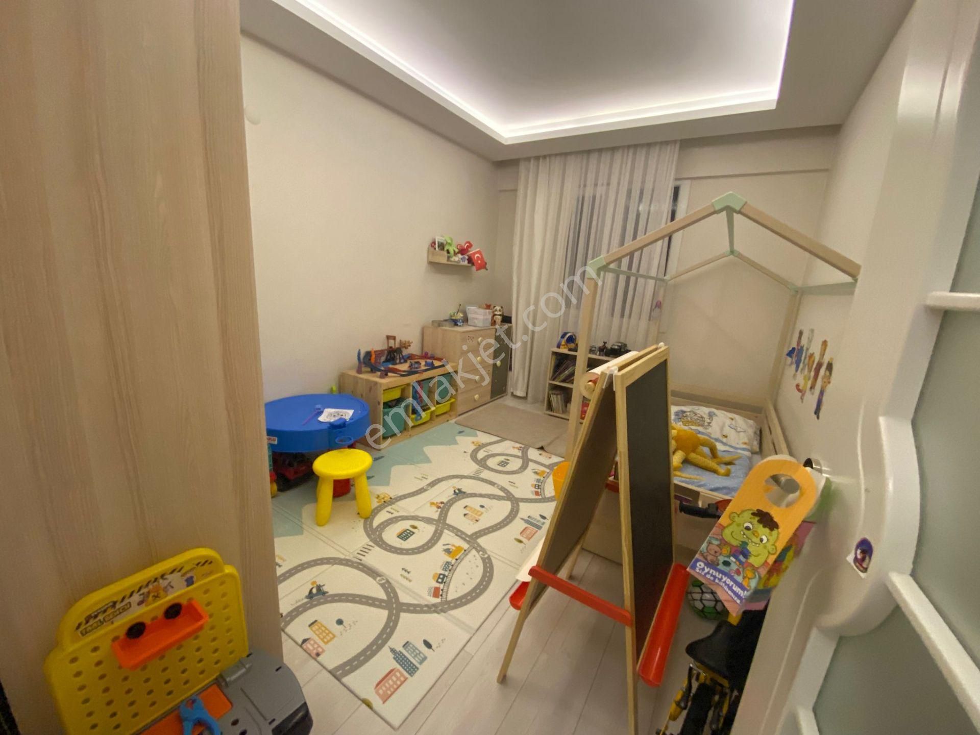 Acill Buca Şirinyer Merkezdehürriyet Mah.de 3+1 125m2 Dgazlı E.banyolu Satılık Daire - Görsel 13