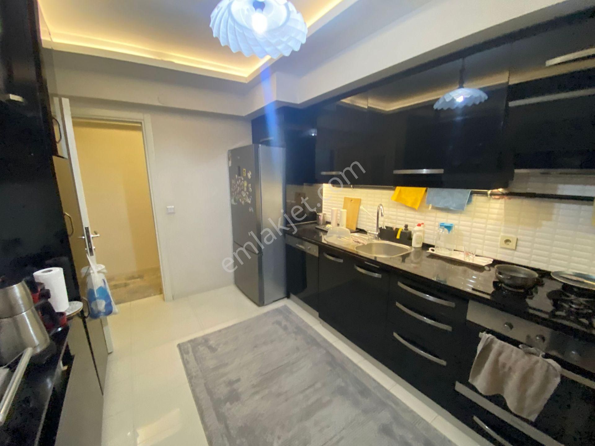 Acill Buca Şirinyer Merkezdehürriyet Mah.de 3+1 125m2 Dgazlı E.banyolu Satılık Daire - Görsel 23