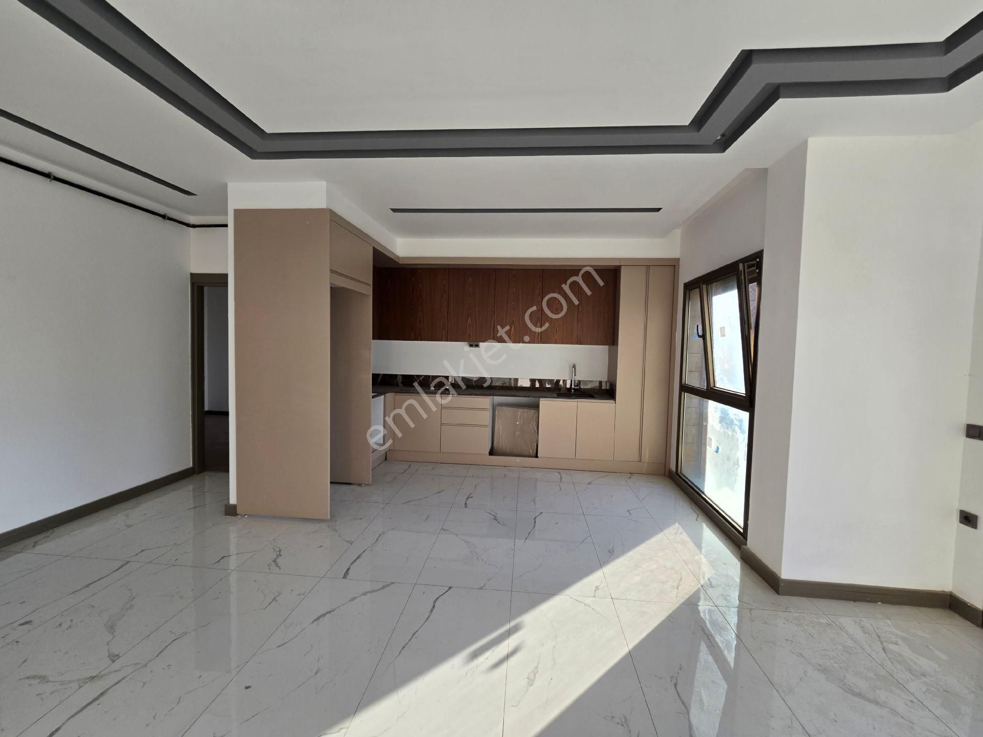 Kuşadası Ege Mahallesinde Elit Güvenlikli Havuzlu Otoparklı Sitede Arakat Ve Bahçekatı 2+1 Luxdaire - Görsel 27