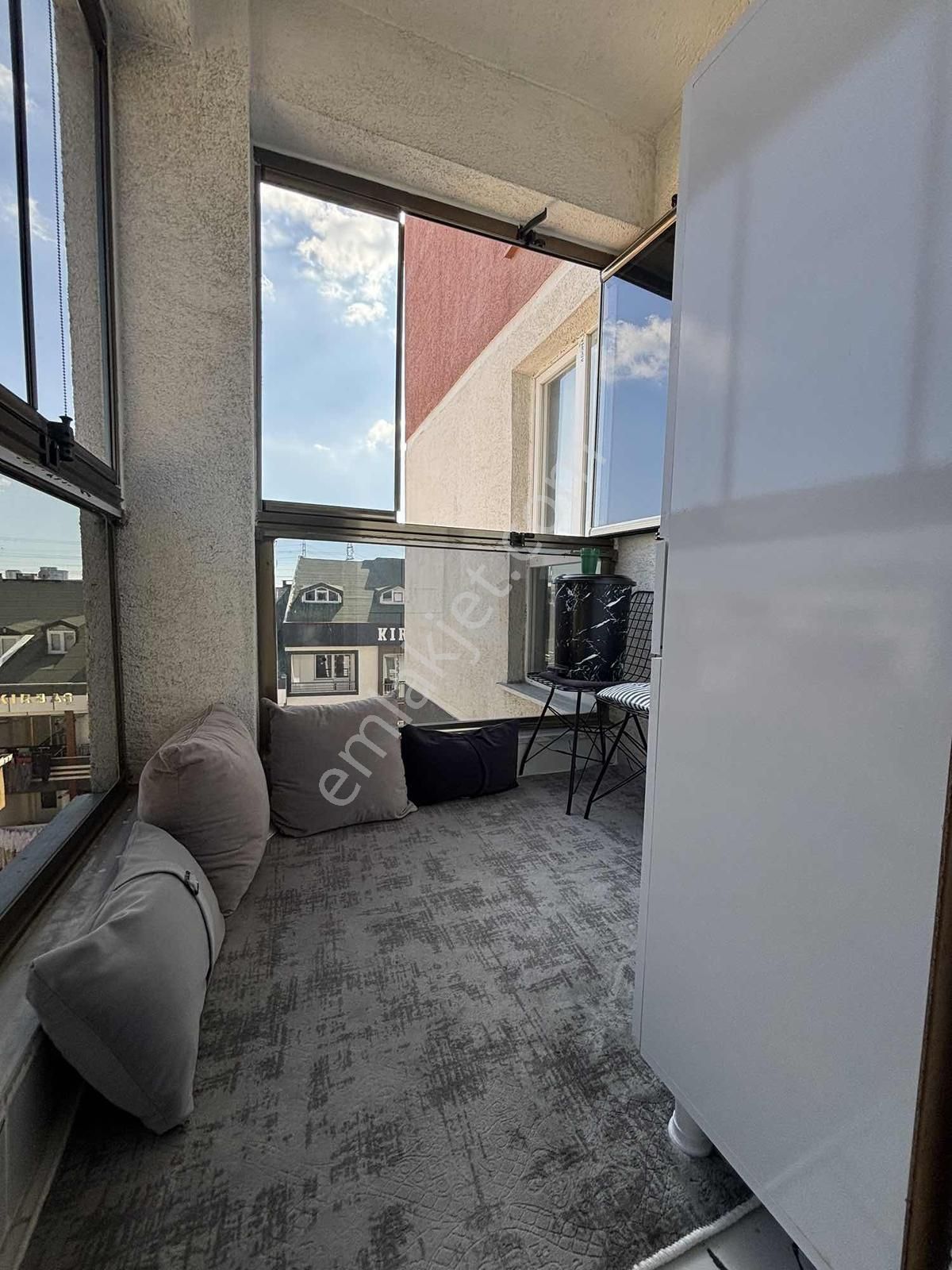 Başakşehir Altınşehir Mah. 2 + 1 Sitede 90 M2 4.kat - Görsel 3