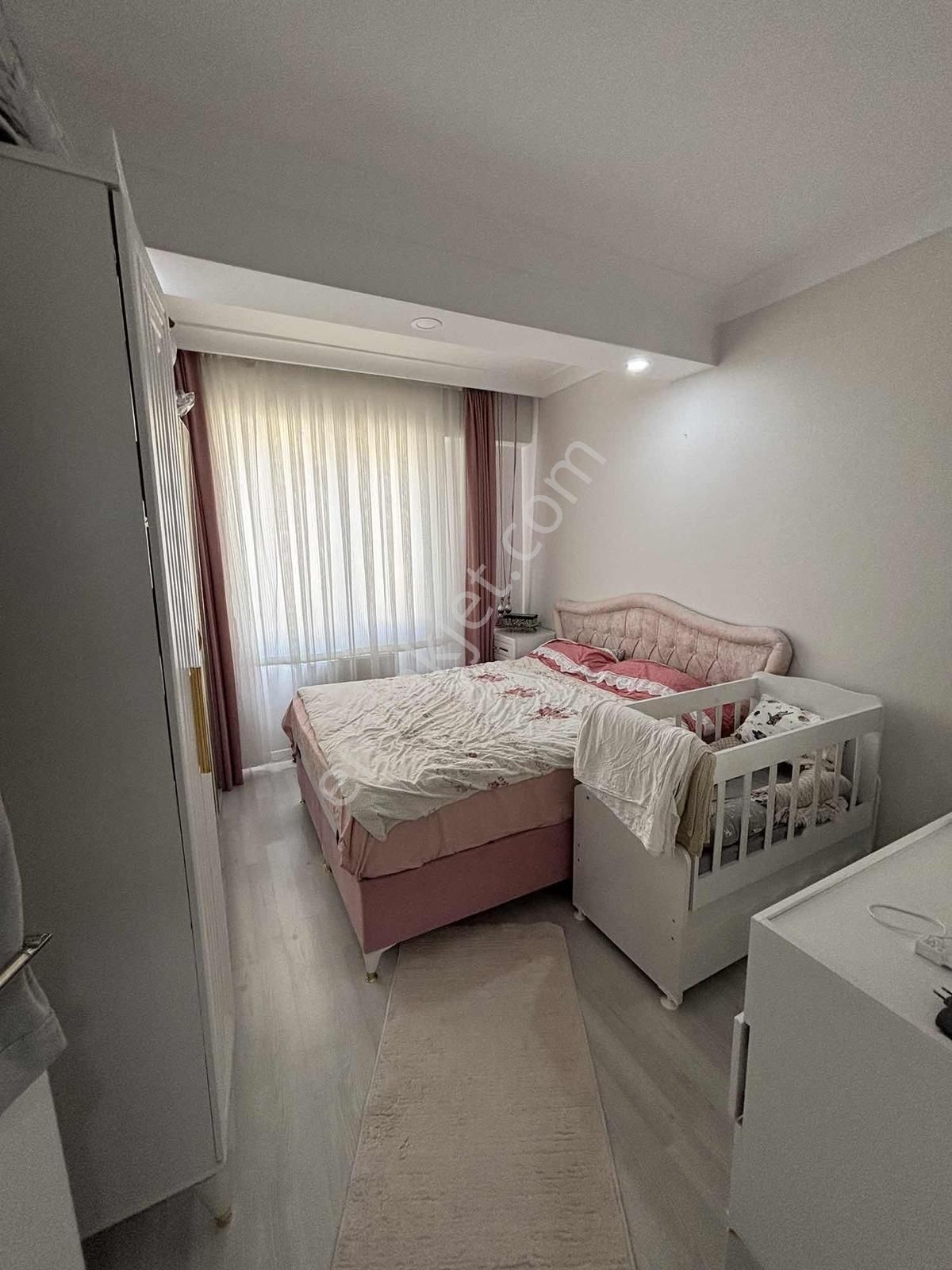 Başakşehir Altınşehir Mah. 2 + 1 Sitede 90 M2 4.kat - Görsel 17