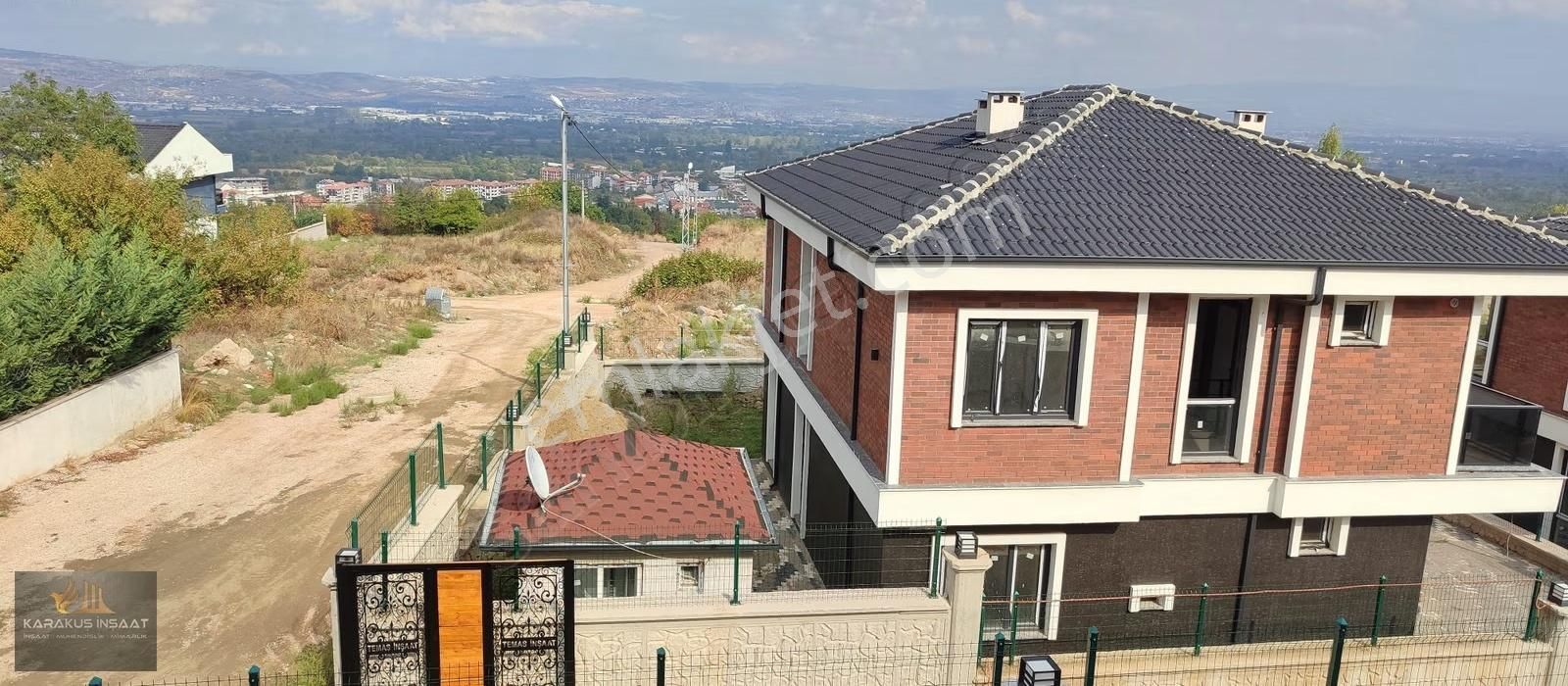 Karakuş Gayrimenkul'den İnegöl Cerrah'ta Satılık Lüks Villa - Görsel 12