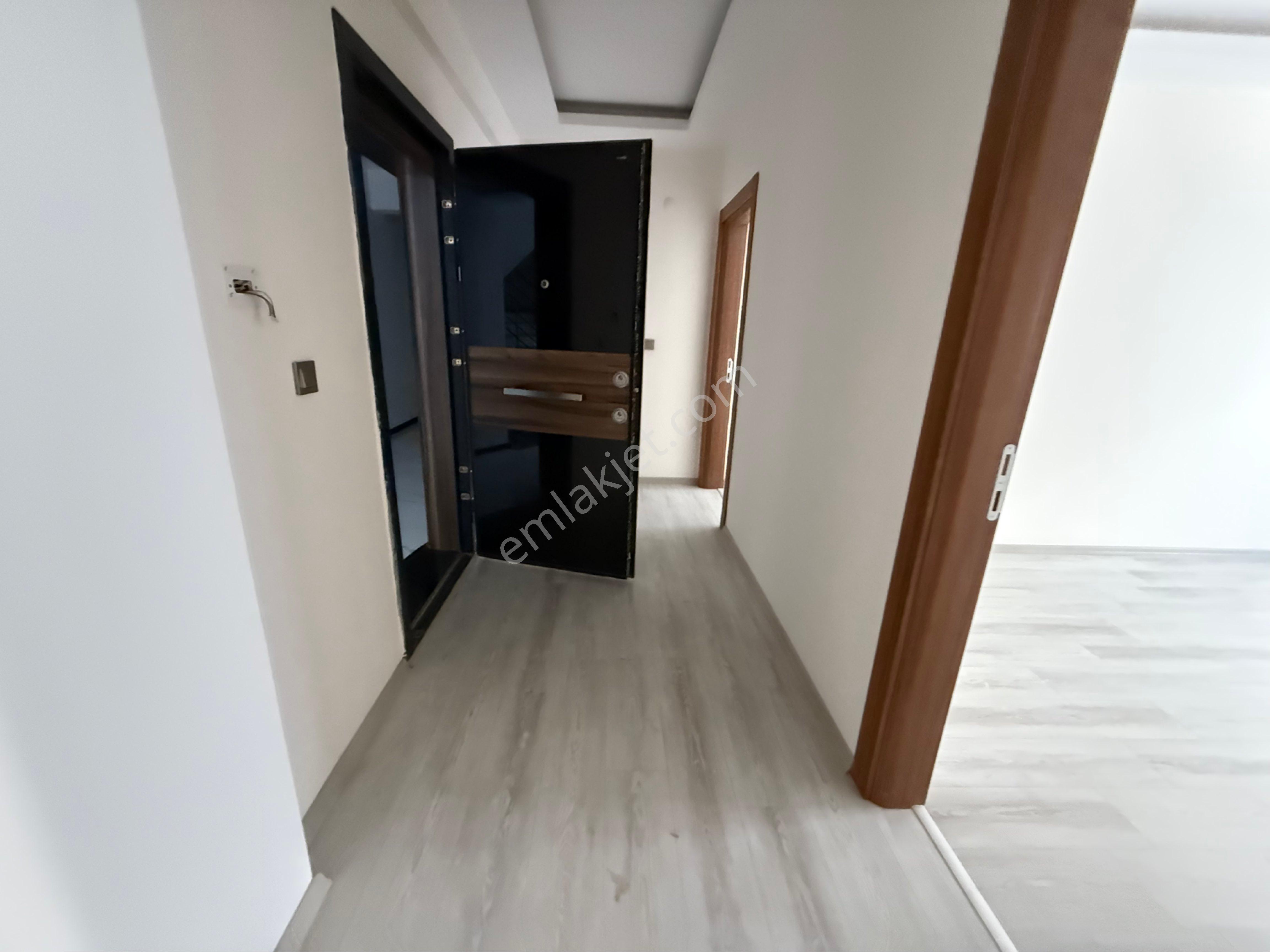 Davutlar Merkezde Havuz’lu Kapalı Otoparklı 2+1 Daire - Görsel 14