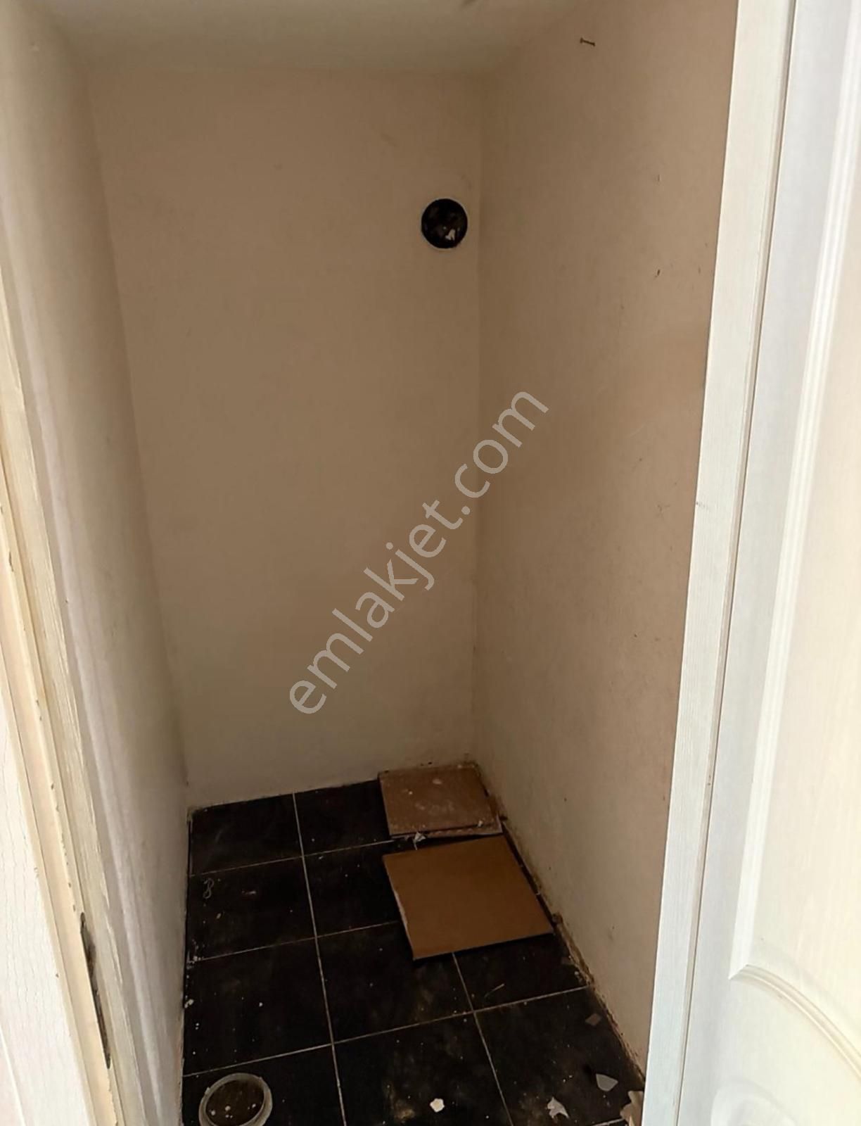 Acill Buca İşçievleri Civarı Yiğitler Mah.de 3+1 140m2 Dgazlı Arakat Satılık Daire - Görsel 12