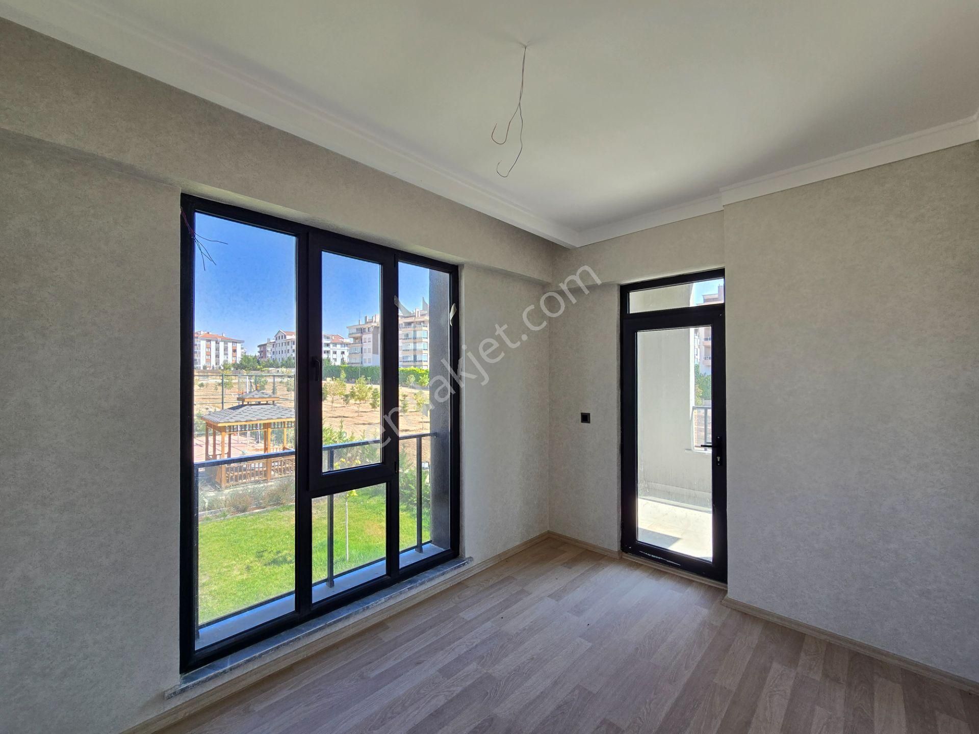 Şafak Caddesine Yakın İşyapar Gayrimenkulden Lüx Geniş 4+1 Daire - Görsel 8