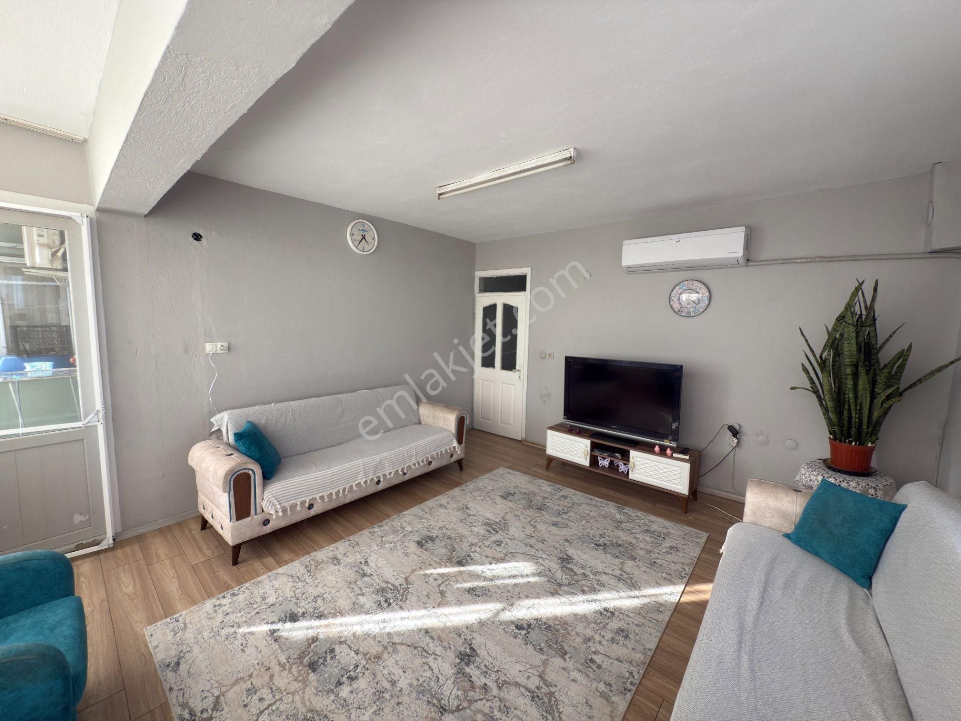 Selçuk Çamlık'ta 405 M2 Arsa Alanı İçerisinde 4 Daireli 4 Katlı Bina - Görsel 9