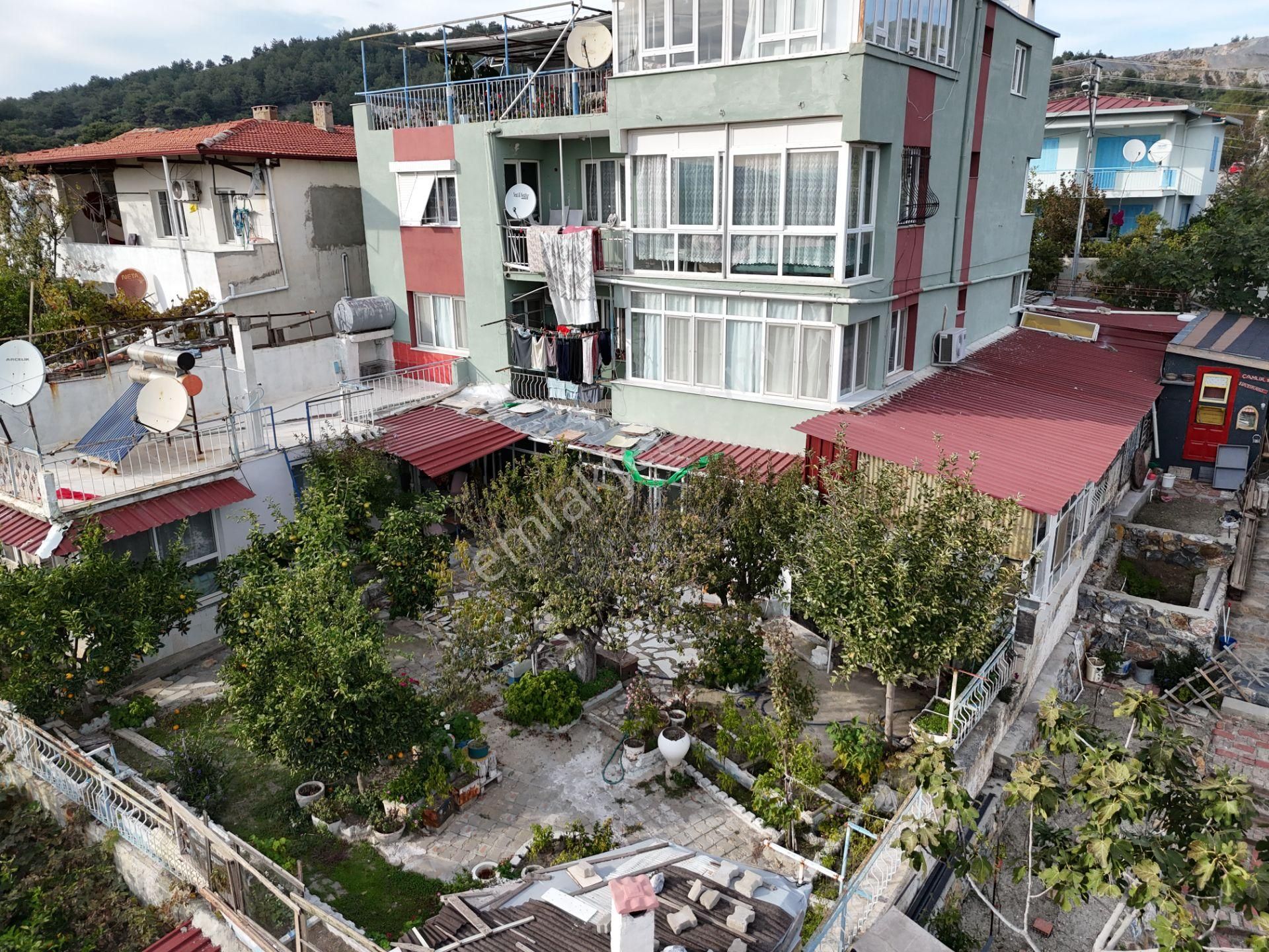 Selçuk Çamlık'ta 405 M2 Arsa Alanı İçerisinde 4 Daireli 4 Katlı Bina - Görsel 5