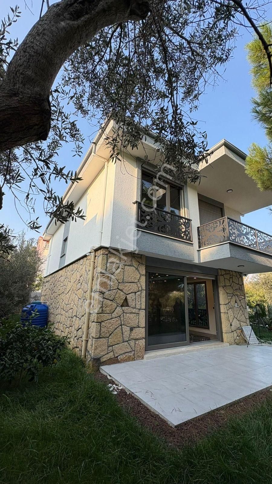 Çanakkale Küçükkuyu Akıllı Ev Sistemine Sahip Lüks Villa - Görsel 4