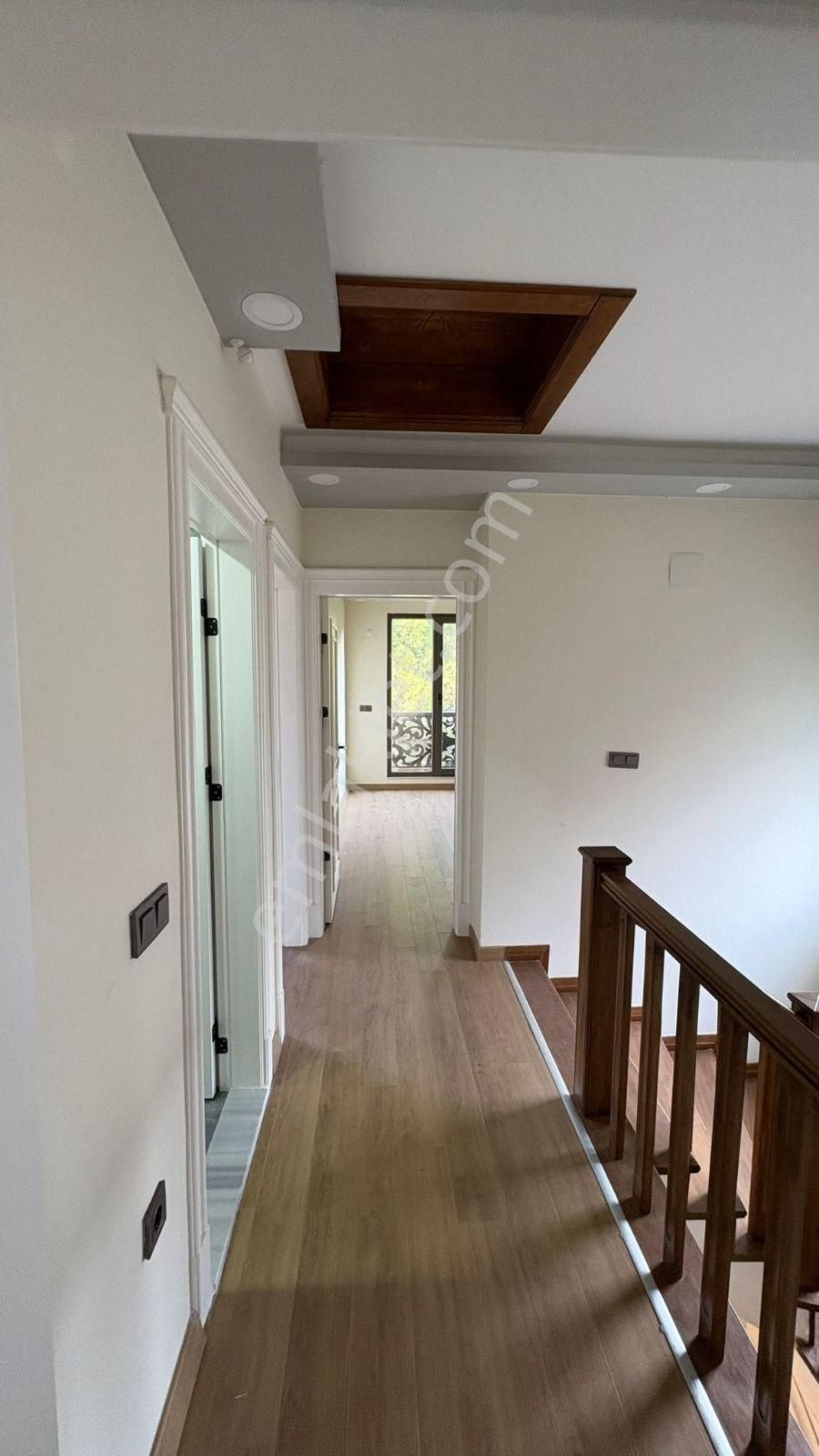 Çanakkale Küçükkuyu Akıllı Ev Sistemine Sahip Lüks Villa - Görsel 10