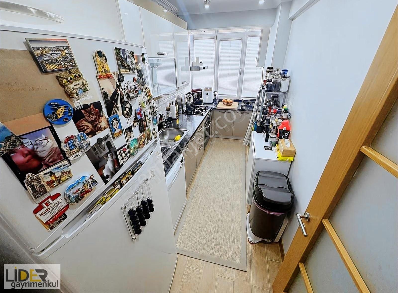 Lider'den Adatepe Sahilde Lüks Yapılı 3.kat Ferah Geniş 2+1 - Görsel 8