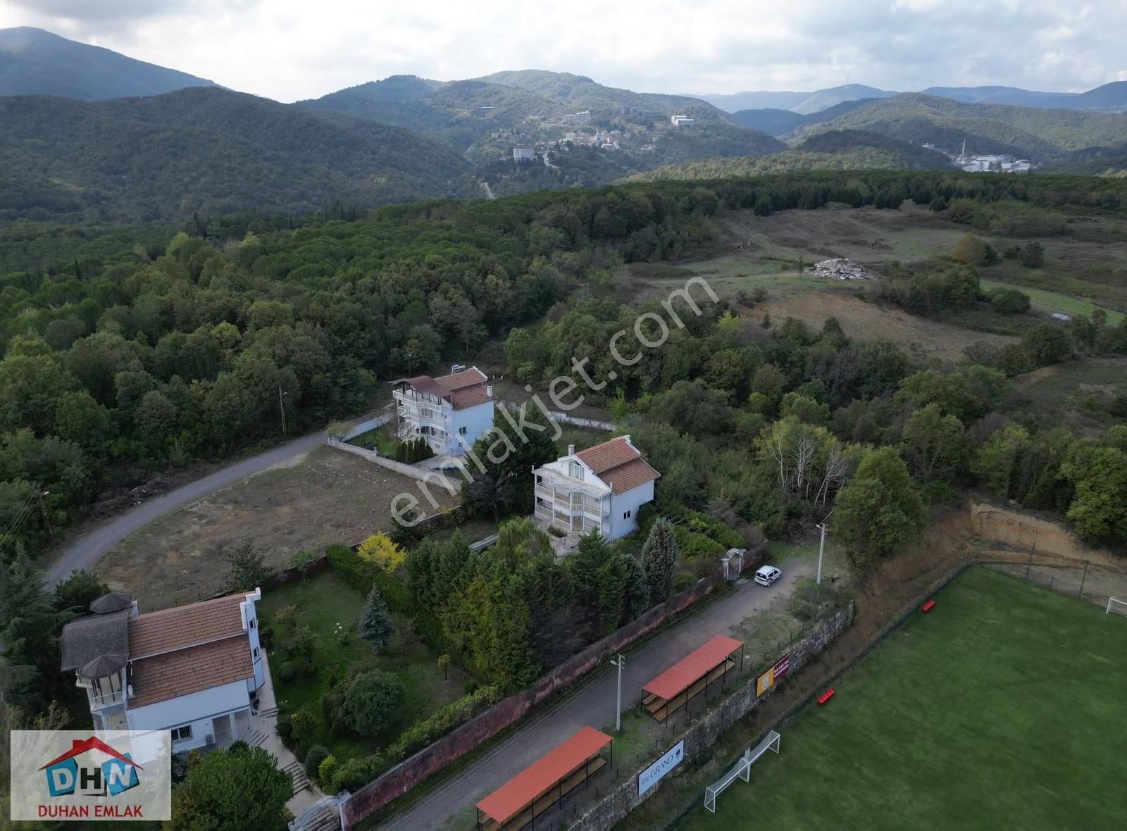 Termal Yenimahallede Havuzlu Müstakil Ticari Kullanıma Uygun - Görsel 17