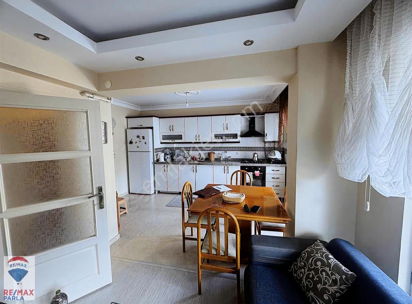 Tranvaya Cephe Satılık 3+1 - Görsel 2