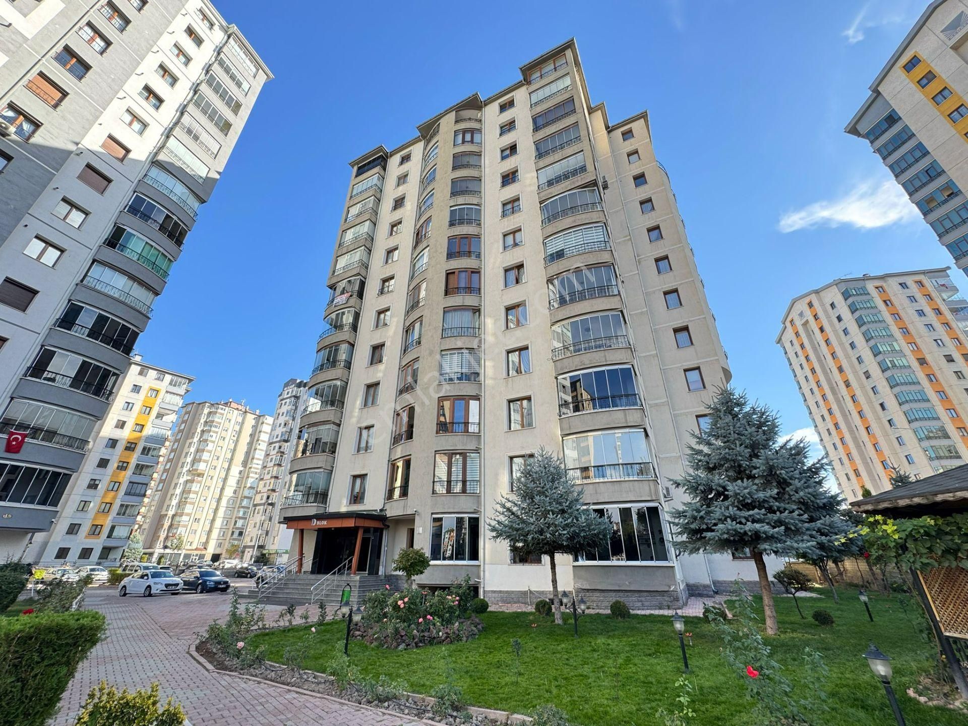 Köşk Mahallesi'nde Site İçinde Satılık 4+1 Daire - Görsel 8