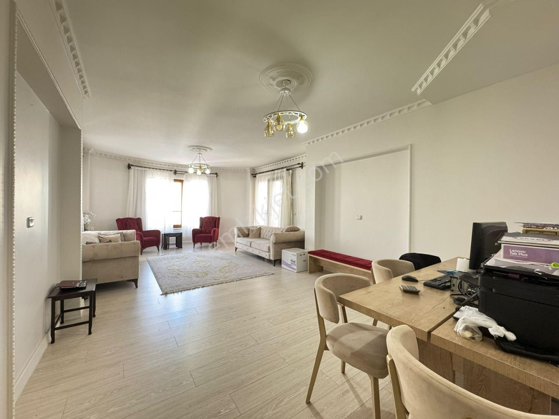 Köşk Mahallesi'nde Site İçinde Satılık 4+1 Daire - Görsel 20