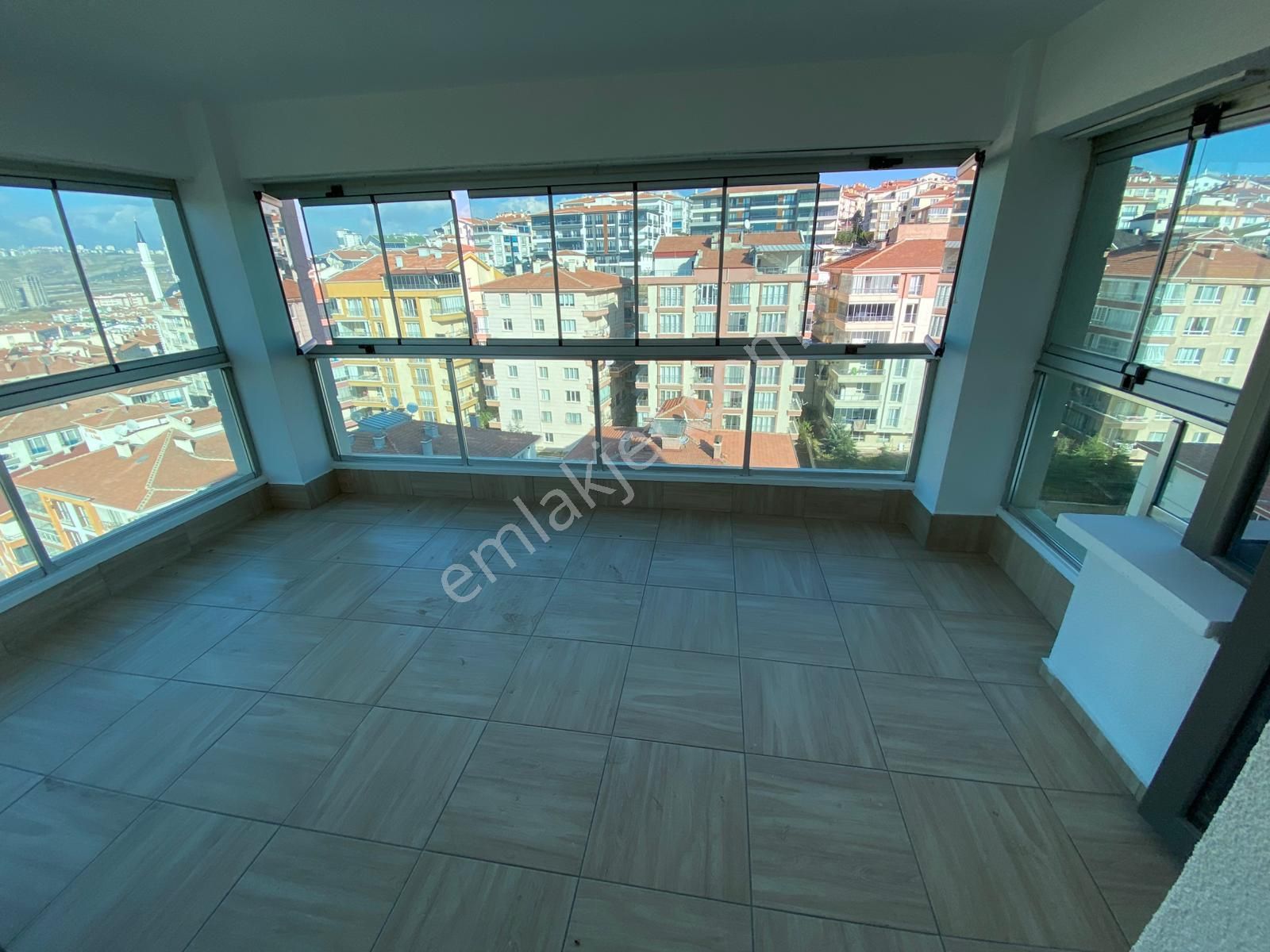 Ovacıkta Güvenlikli Site İçerisinde 4+1 Giyinme Odalı Lüks Daire - Görsel 24