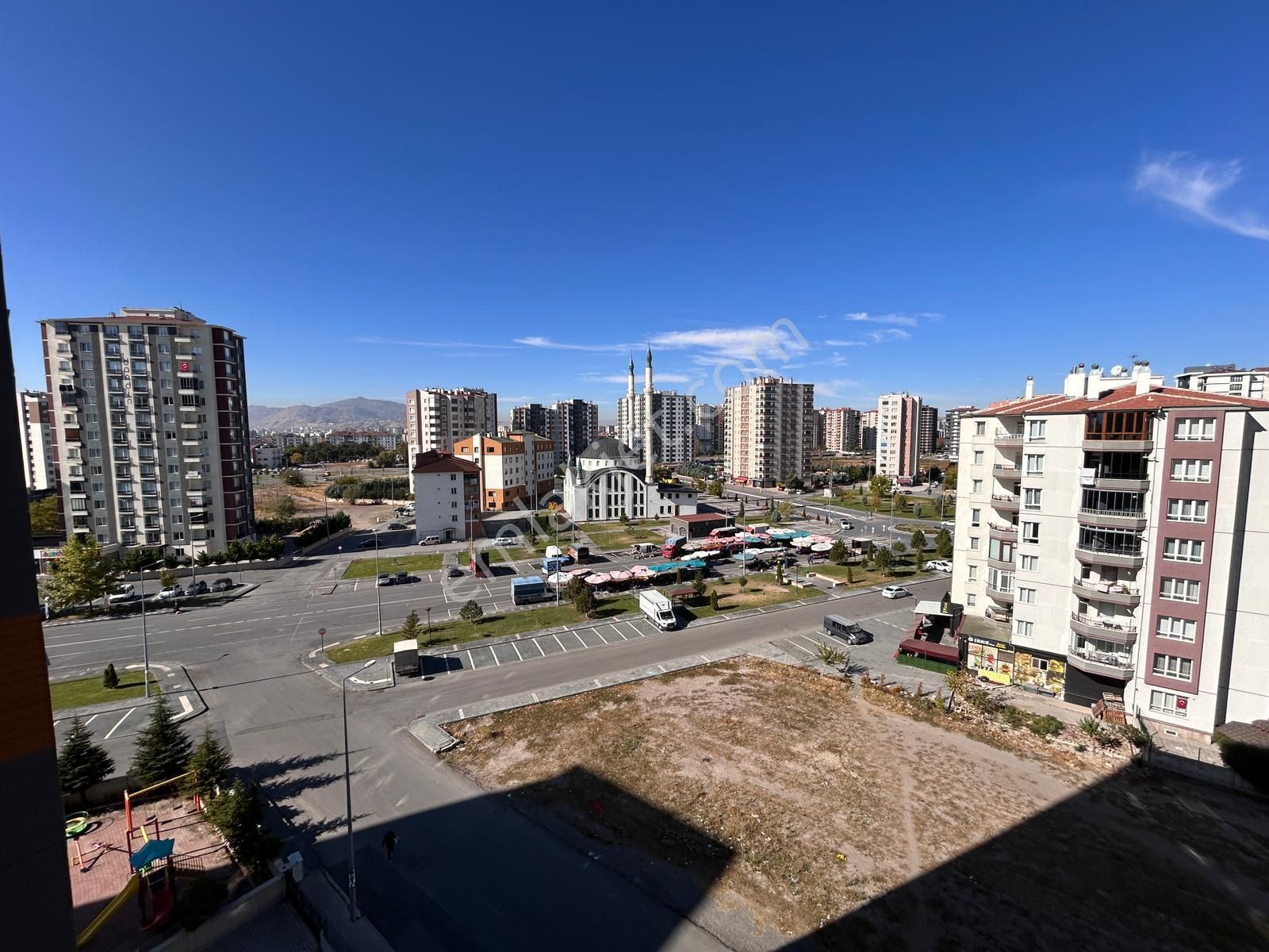 Yakut Mahallesinde Geniş Odalı Satılık 3+1 Daire - Görsel 31